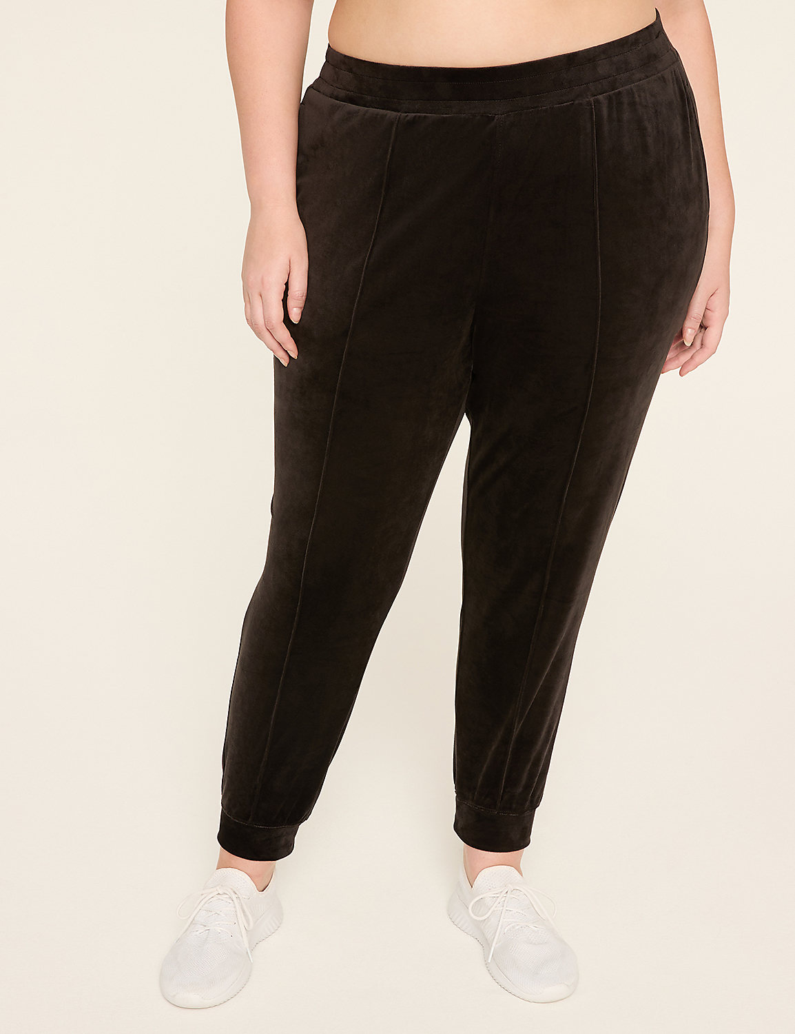 LIVI Velour Jogger Product Image 1