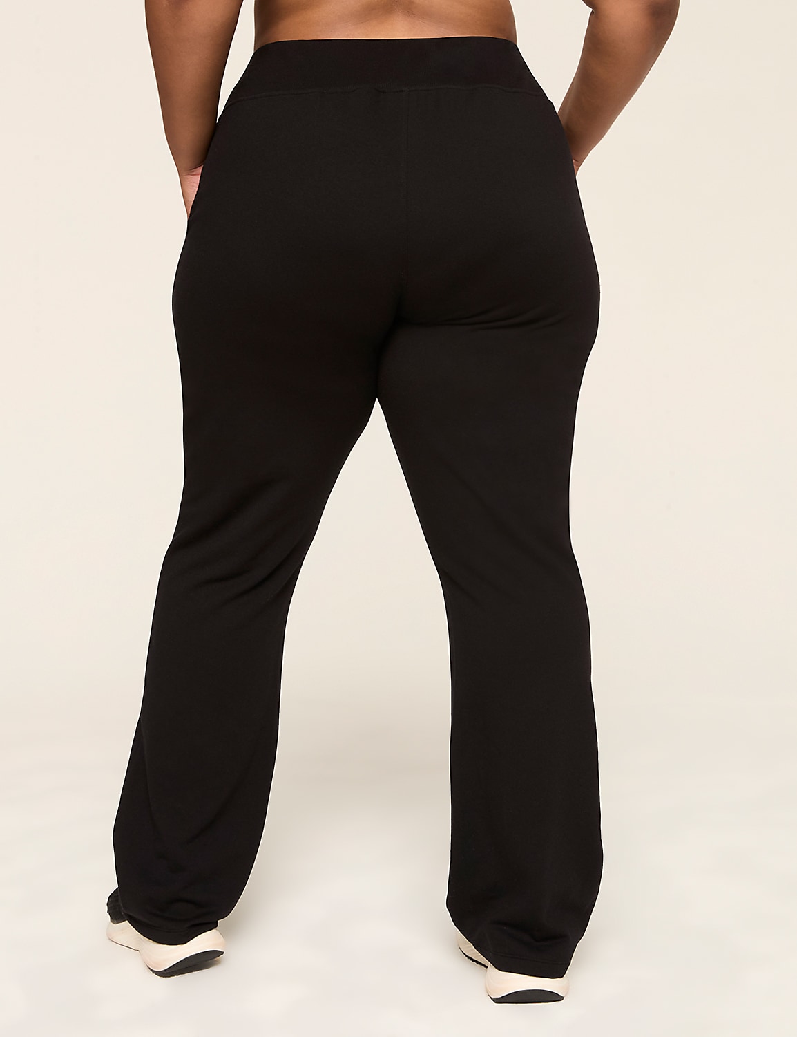 LIVI Fleece Relaxed Bootcut Pant Product Image 2