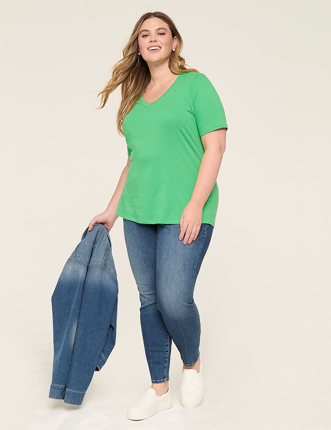 Perfect Sleeve V-Neck Tee Product Image 3