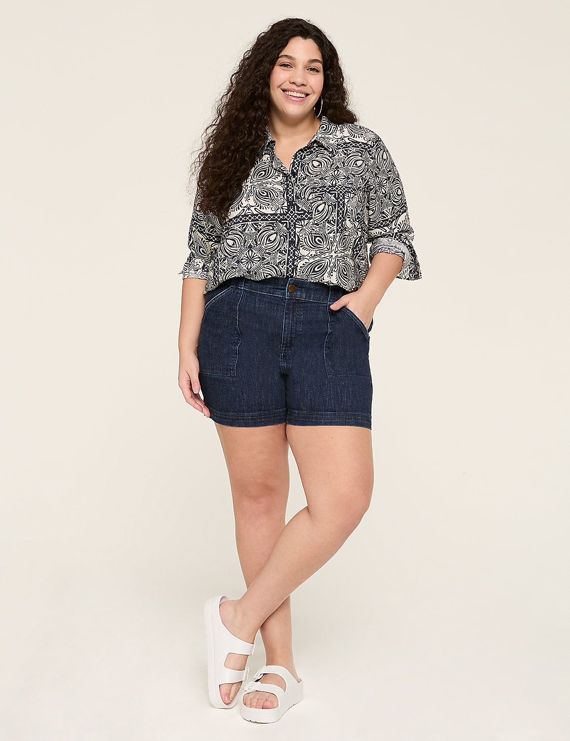 Girlfriend Fit High-Rise Jean Short - 4.5" Inseam Product Image 3