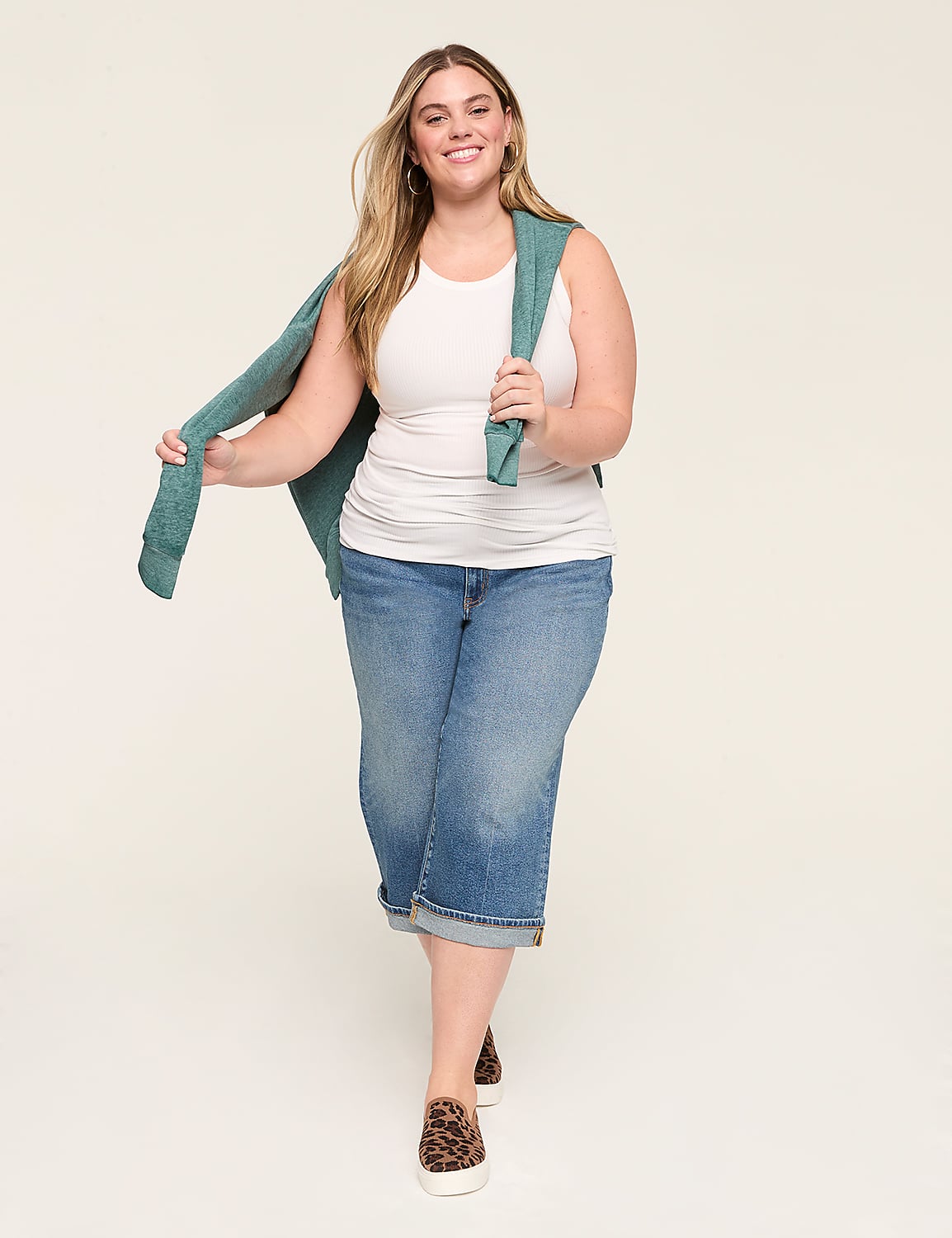 Boyfriend Fit Capri Jean Product Image 3
