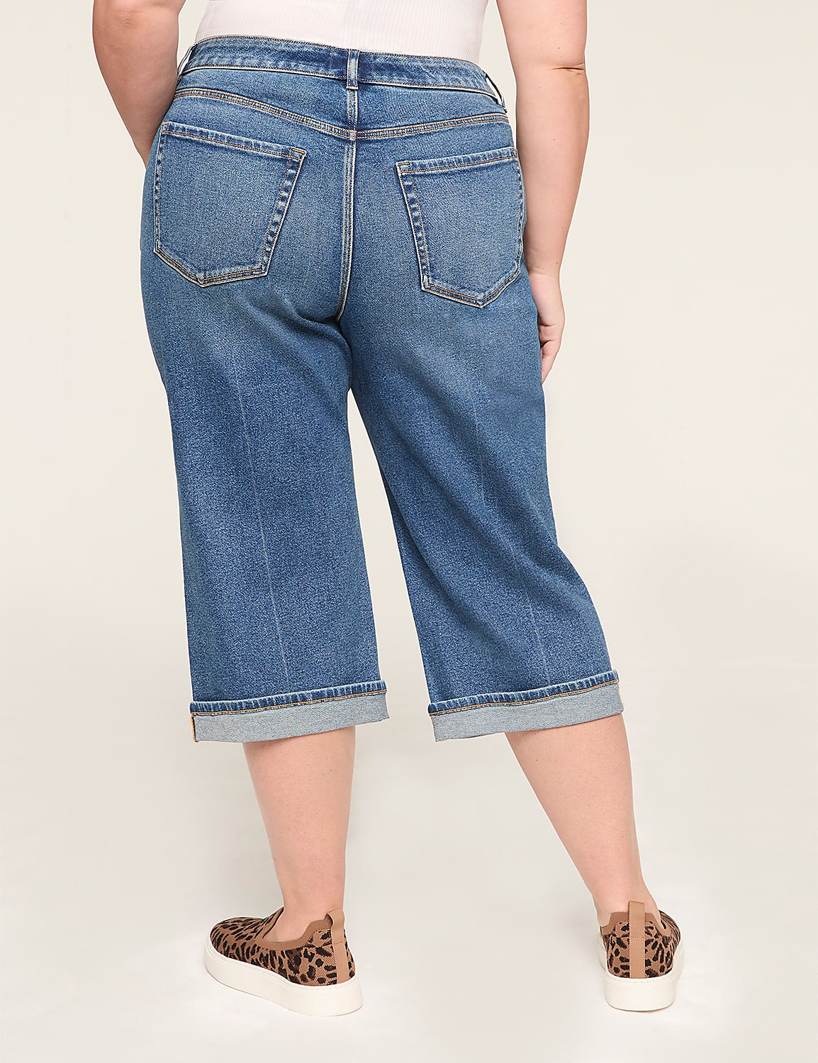 Boyfriend Fit Capri Jean Product Image 2