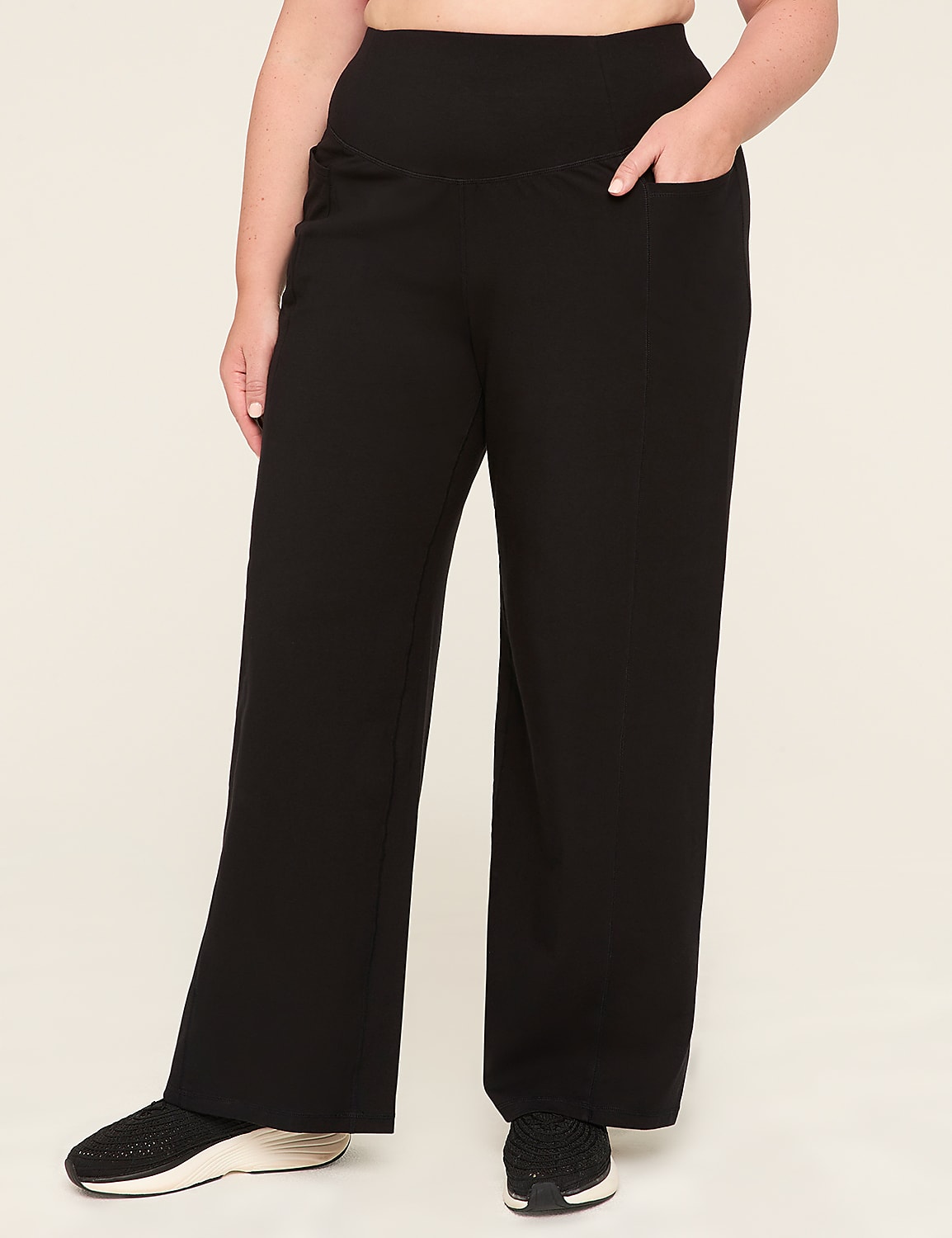 LIVI Smoothing Control Tech Signature Stretch Wide Leg Pant Product Image 1