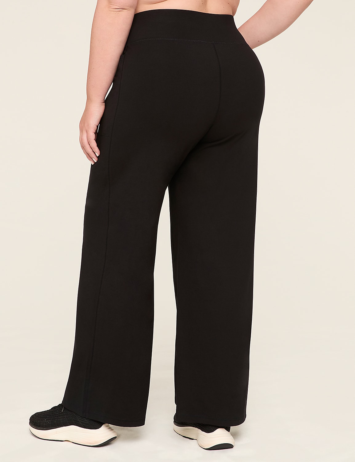 LIVI Smoothing Control Tech Signature Stretch Wide Leg Pant Product Image 2