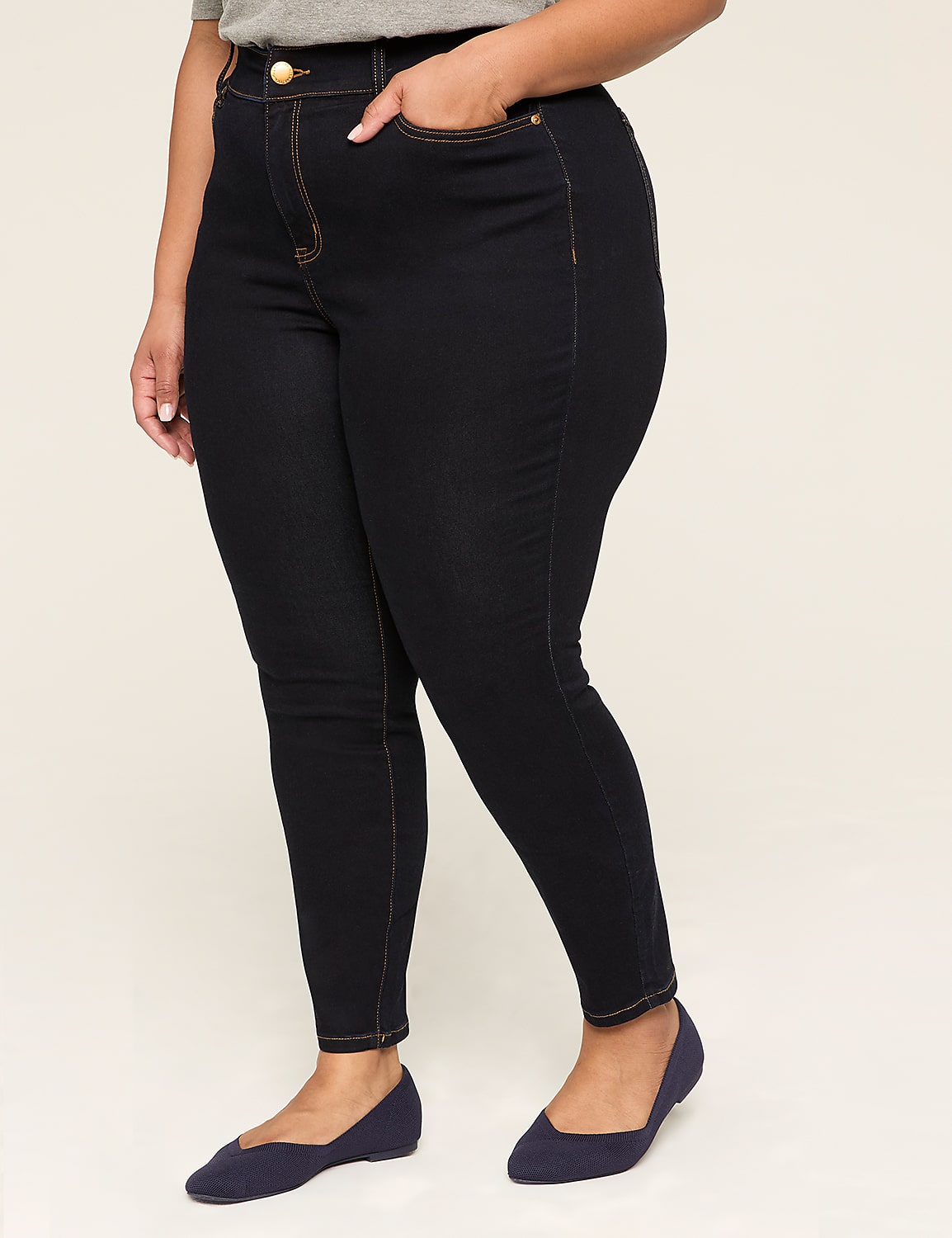 No-Gap Curvy Fit High-Rise Sateen Skinny Jean Product Image 1