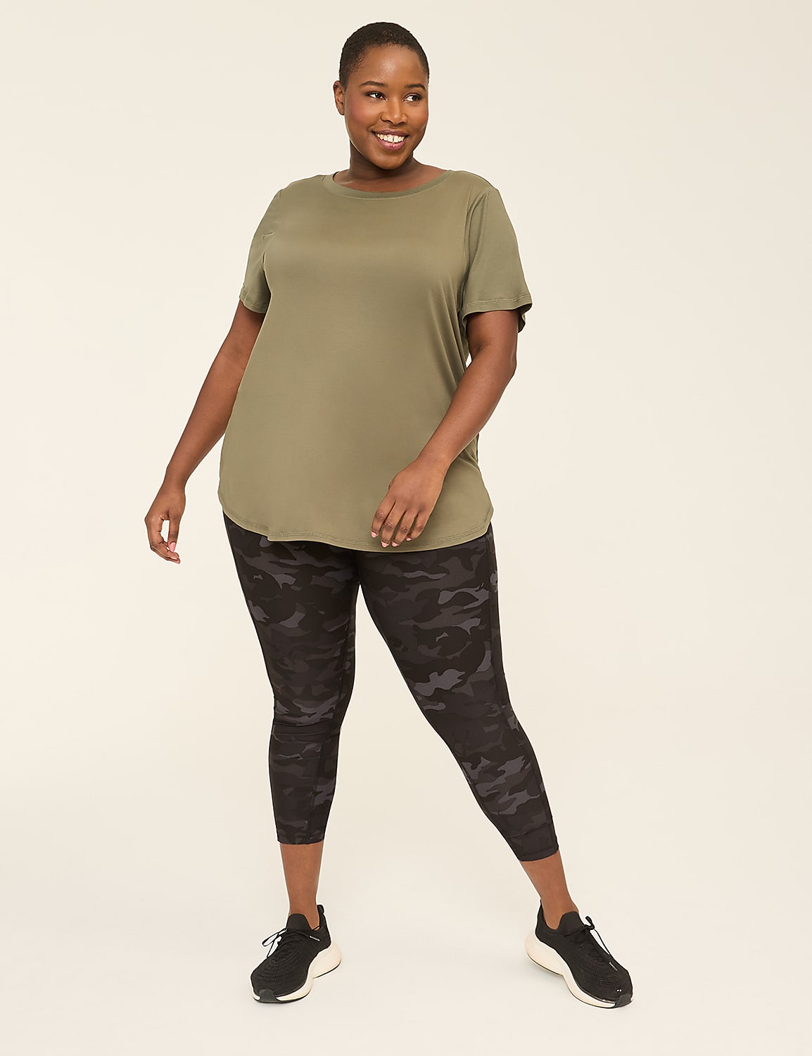 LIVI High-Rise Wicking 7/8 Legging Product Image 3