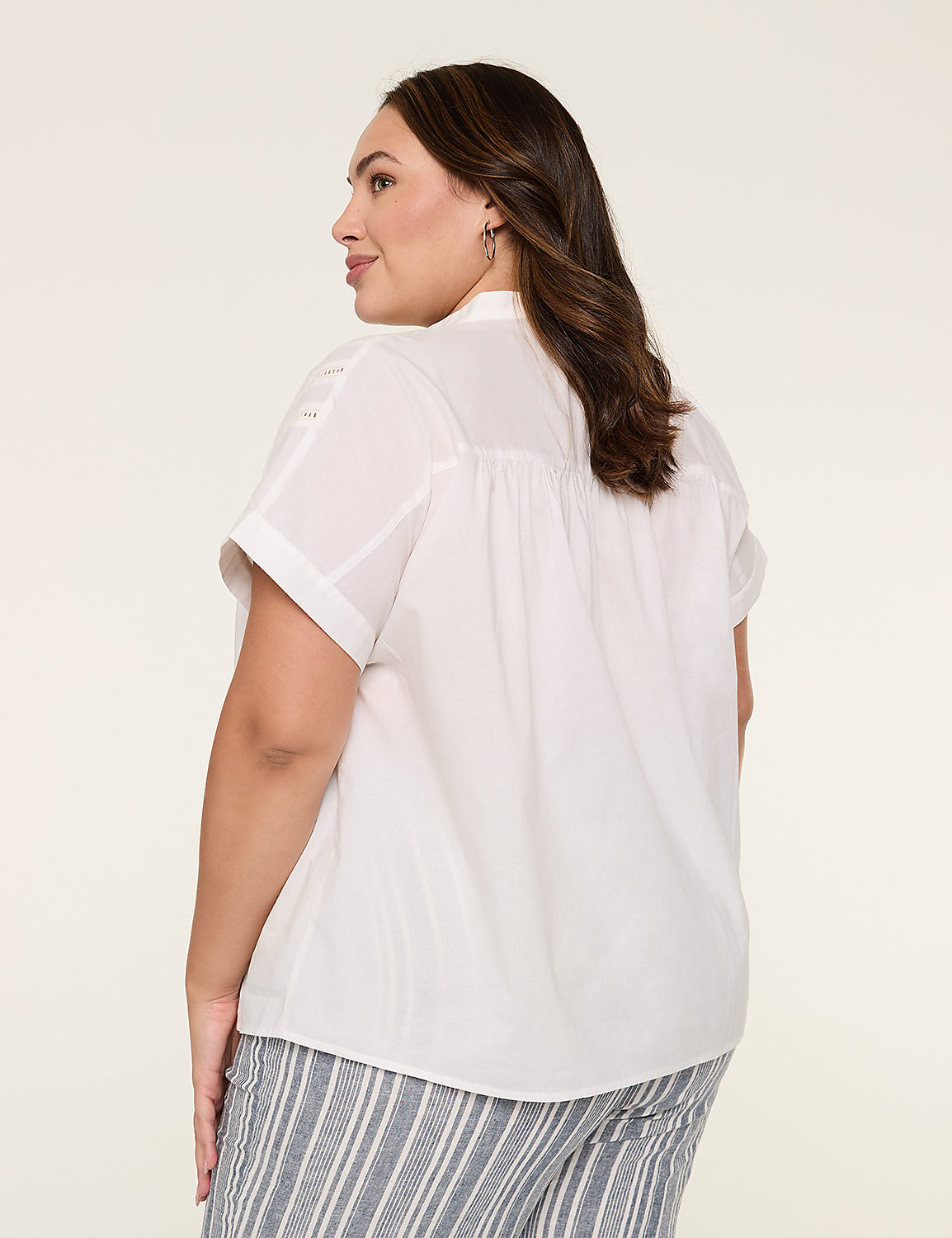 Swing Trim-Detail Popover Blouse Product Image 2