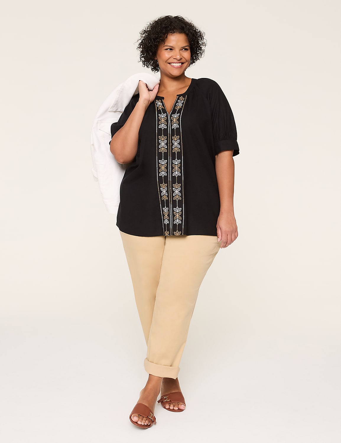 Embroidered Notch-Neck Popover Blouse Product Image 3