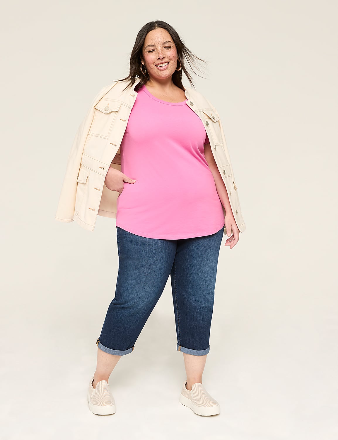Roll-Sleeve Scoop-Neck Tee Product Image 3