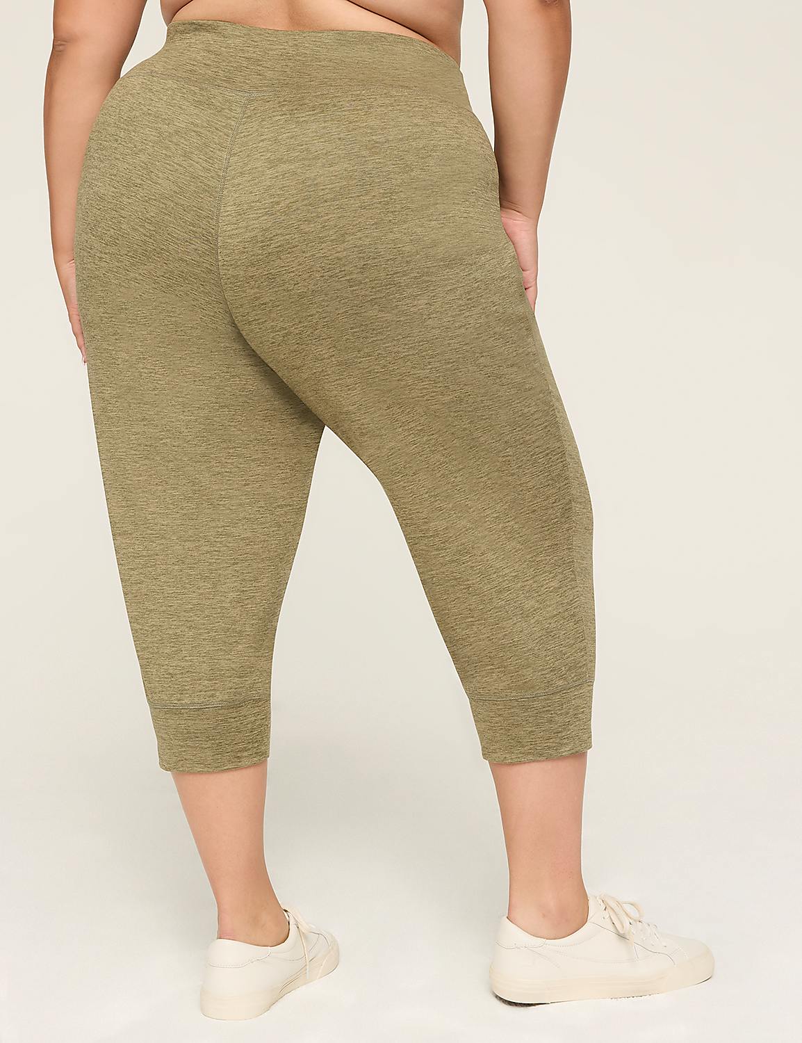 LIVI Soft Capri Jogger Product Image 2