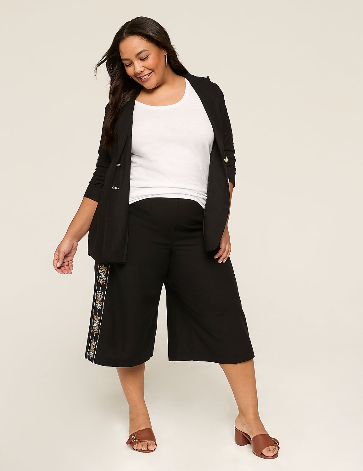 Embroidered Pull-On Culotte Product Image 3