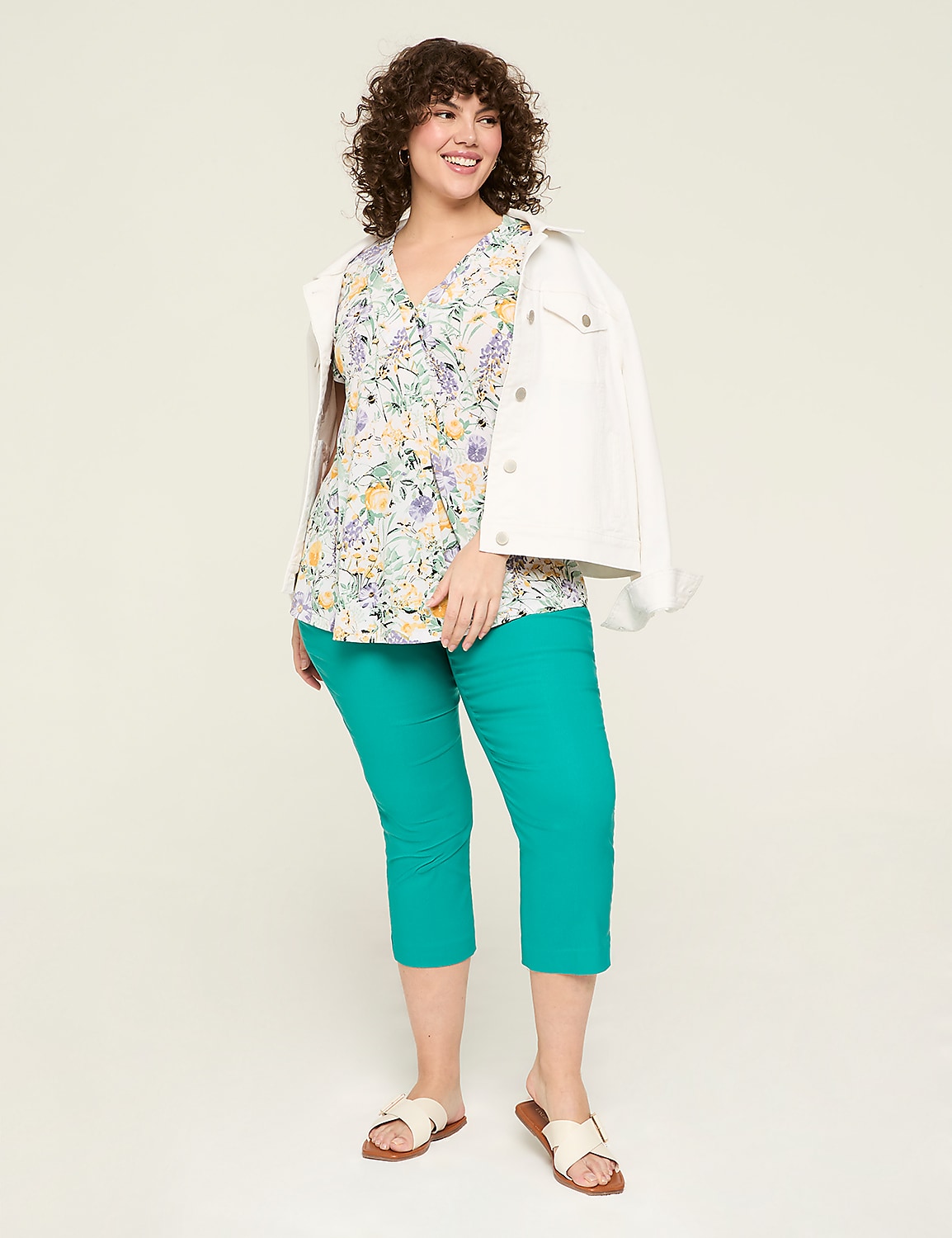 4-Season Slim Capri Product Image 3