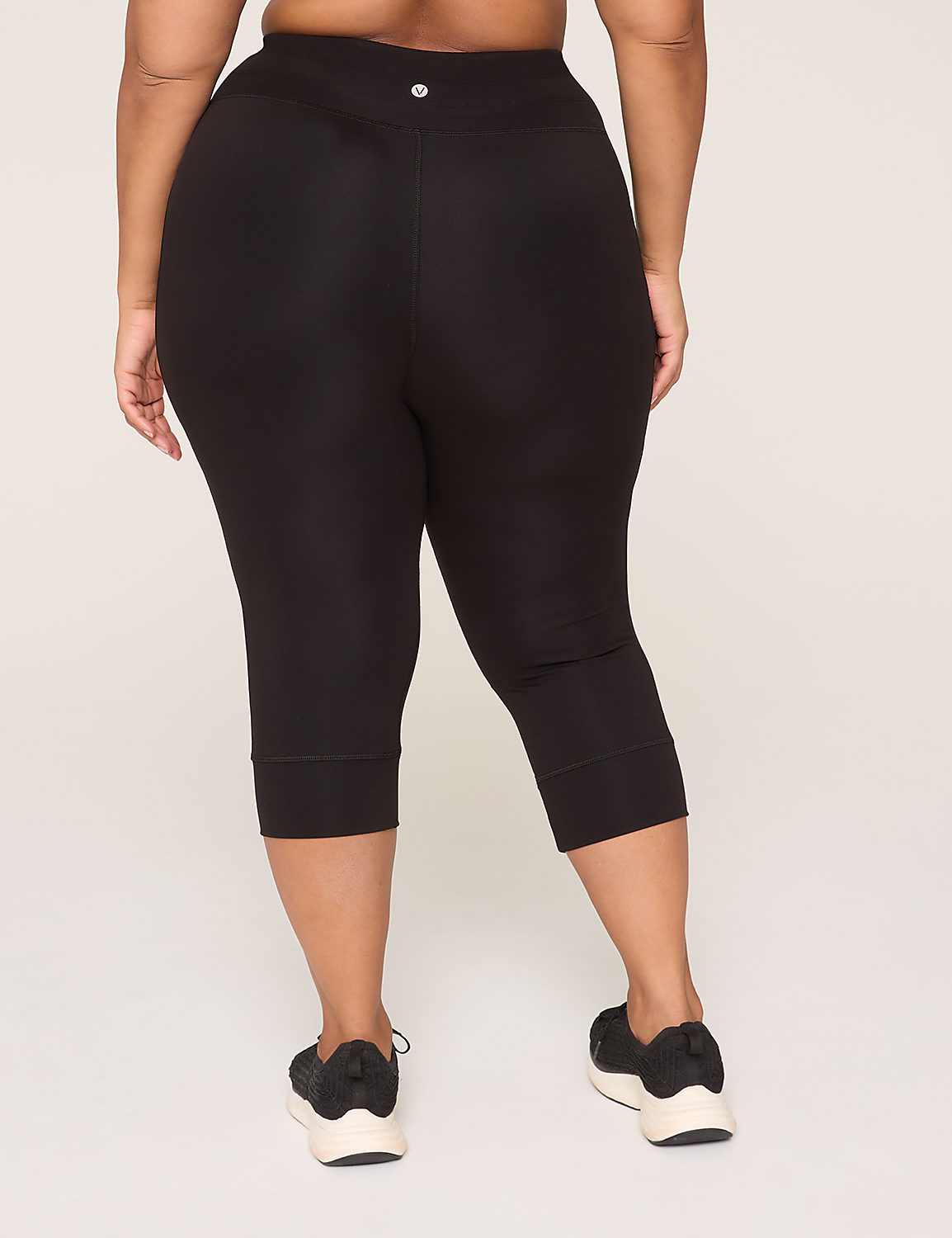 LIVI Soft Drawstring 21" Capri Legging Product Image 2