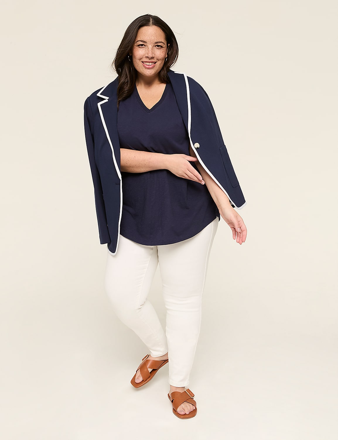 Short-Sleeve V-Neck Seamed Tee Product Image 3