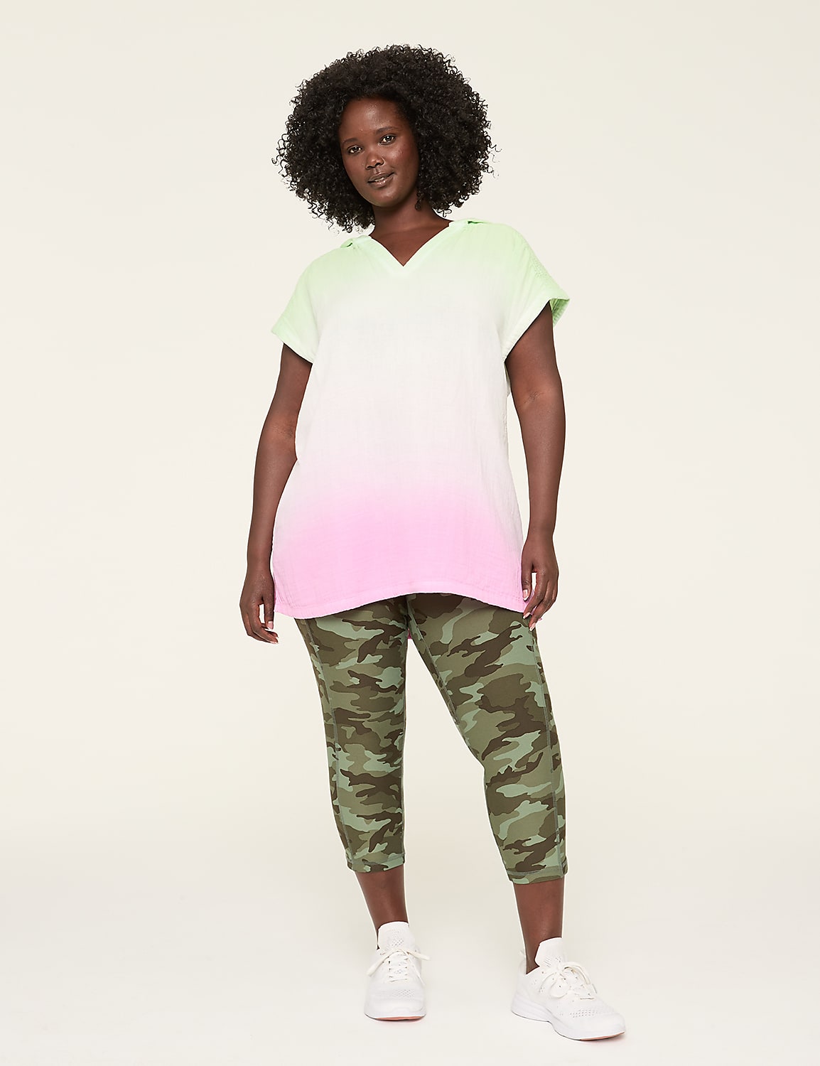 LIVI High-Rise Wicking Capri Legging Product Image 3