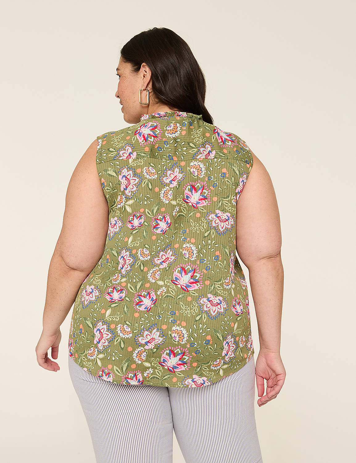 Ruffle Notch-Neck Textured Tank - thumbnail 6