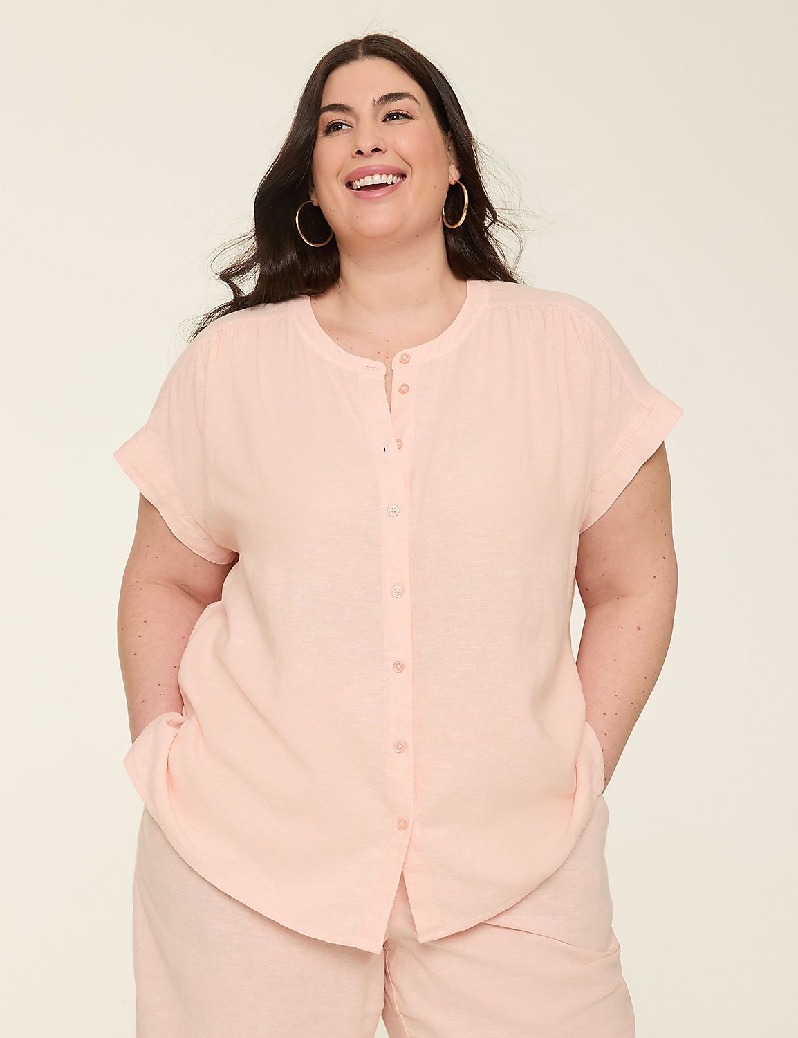 Linen Short-Sleeve Button-Down Shirt Product Image 1