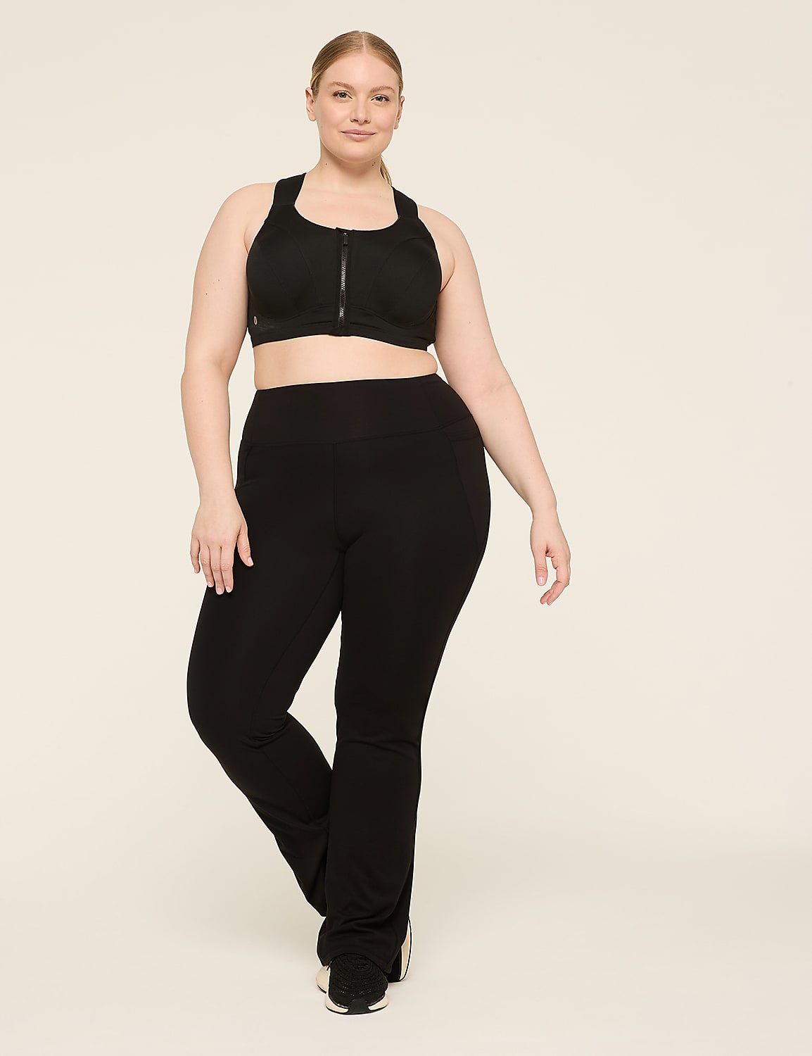 LIVI Max Support Comfort Zip-Front Sports Bra Product Image 3