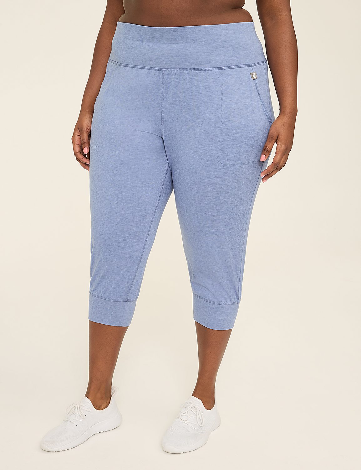 LIVI Soft Capri Jogger Product Image 1