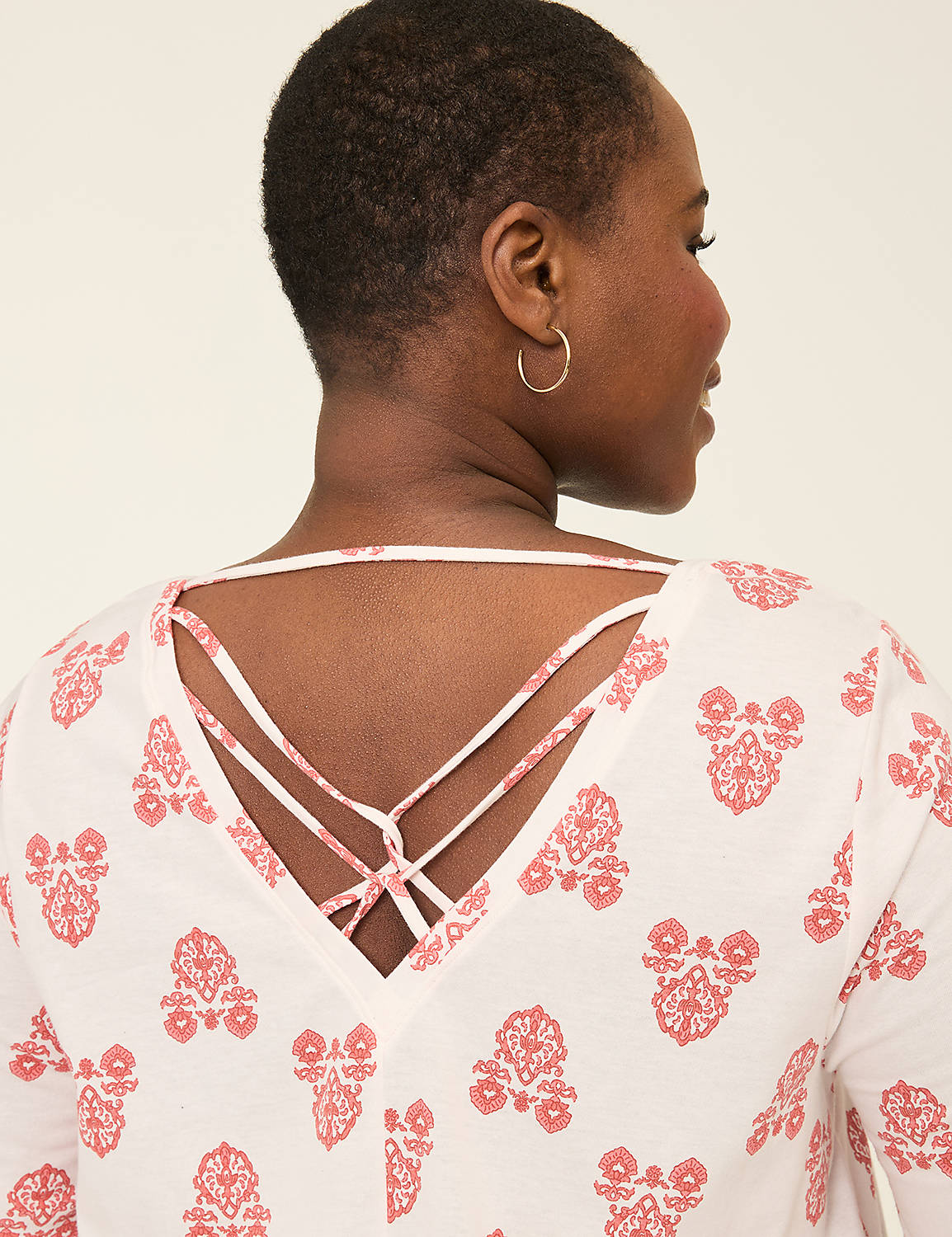 Swing Strappy-Back Tee Product Image 4