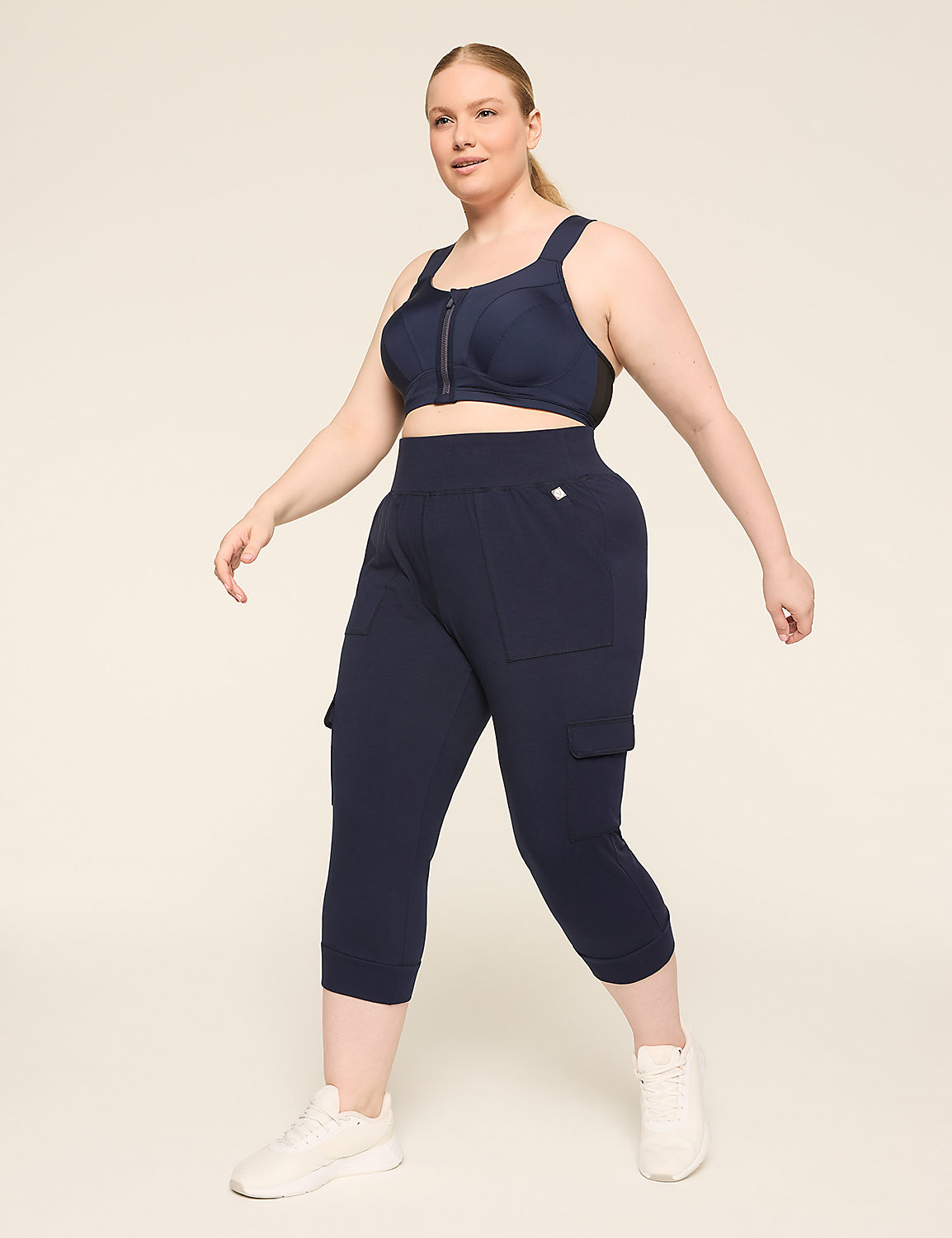 LIVI High-Rise Signature Stretch Cargo Jogger Product Image 3