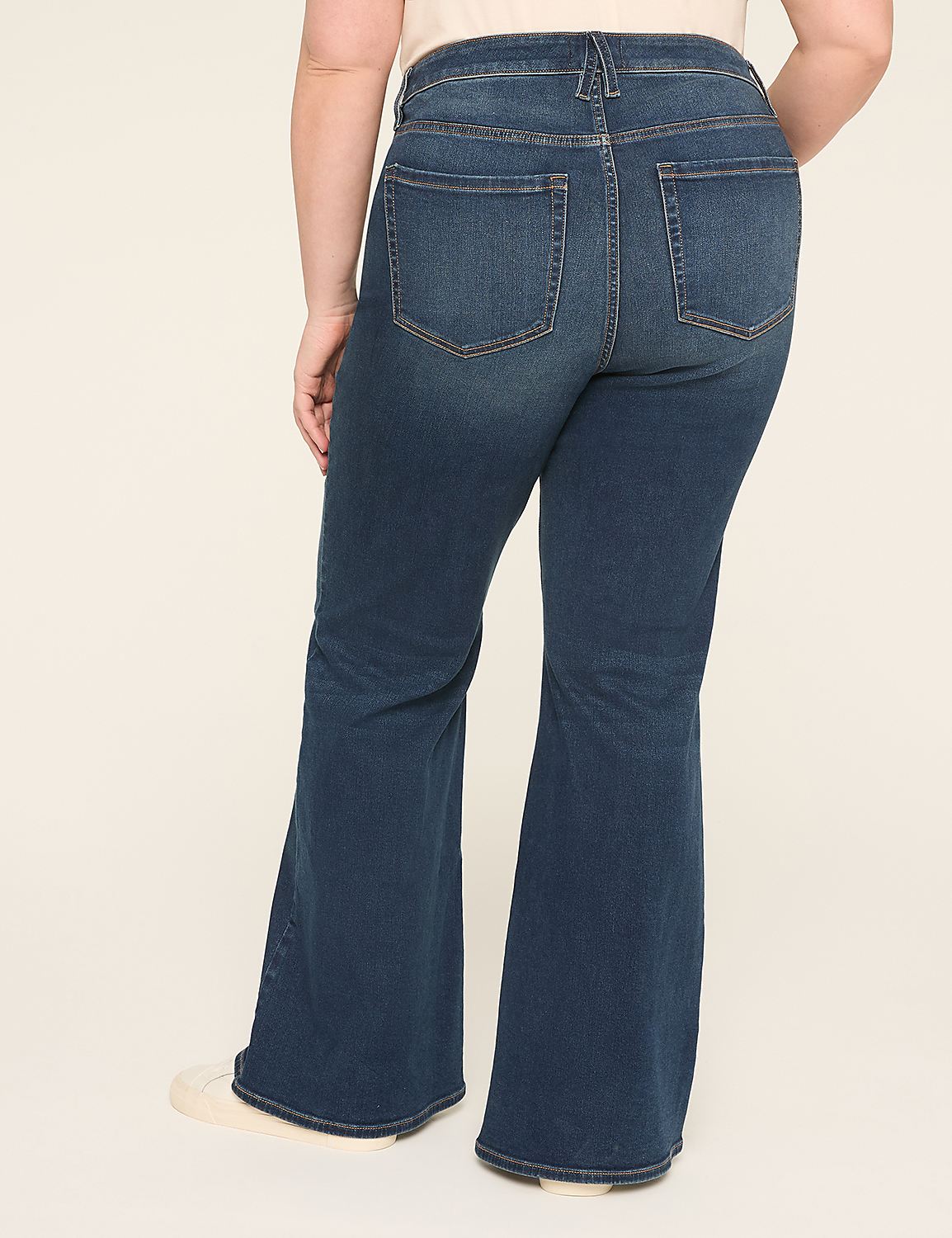 360 Flex Signature Fit DreamFeel Flare Jean Product Image 2