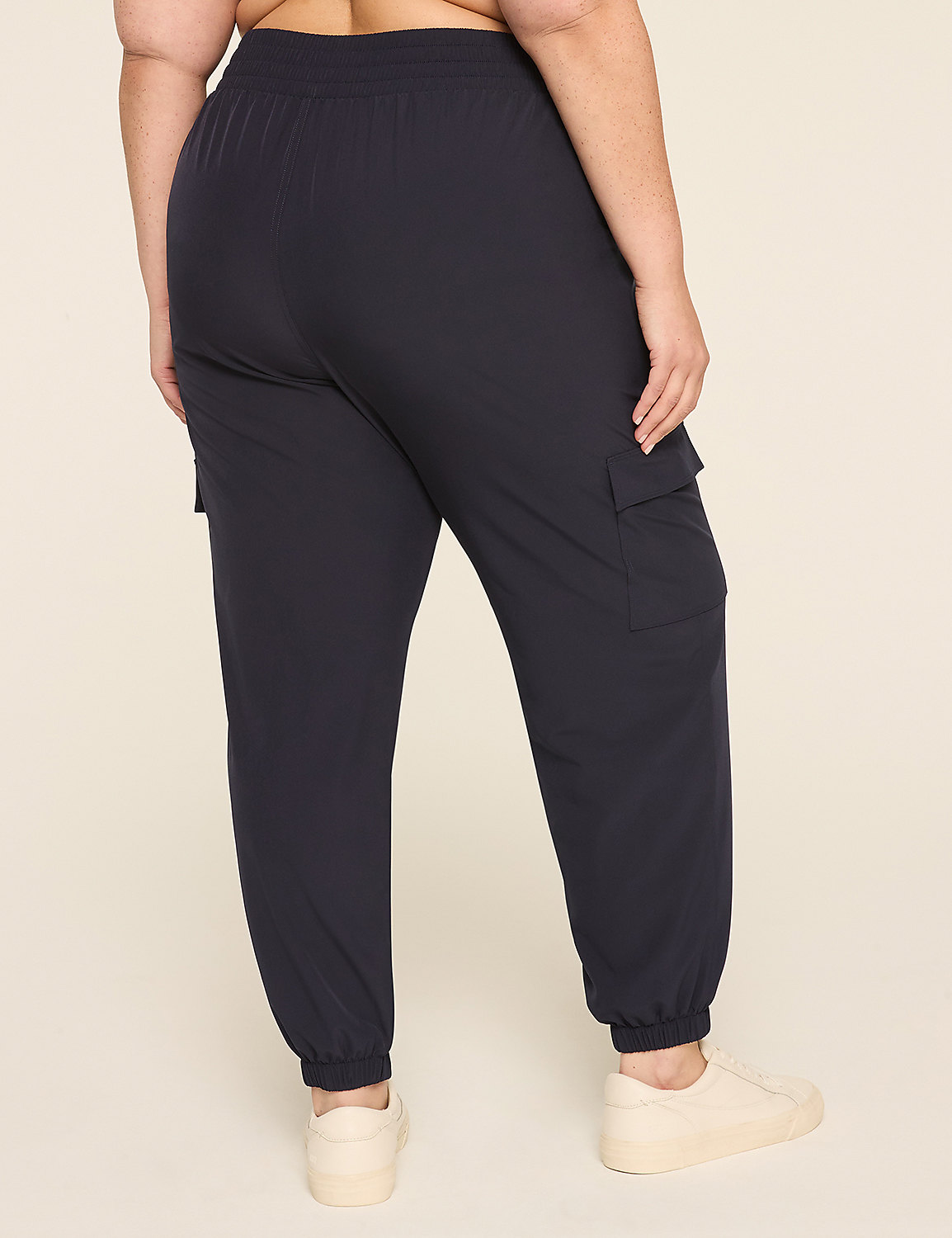 LIVI Stretch Woven Cargo Jogger Product Image 2