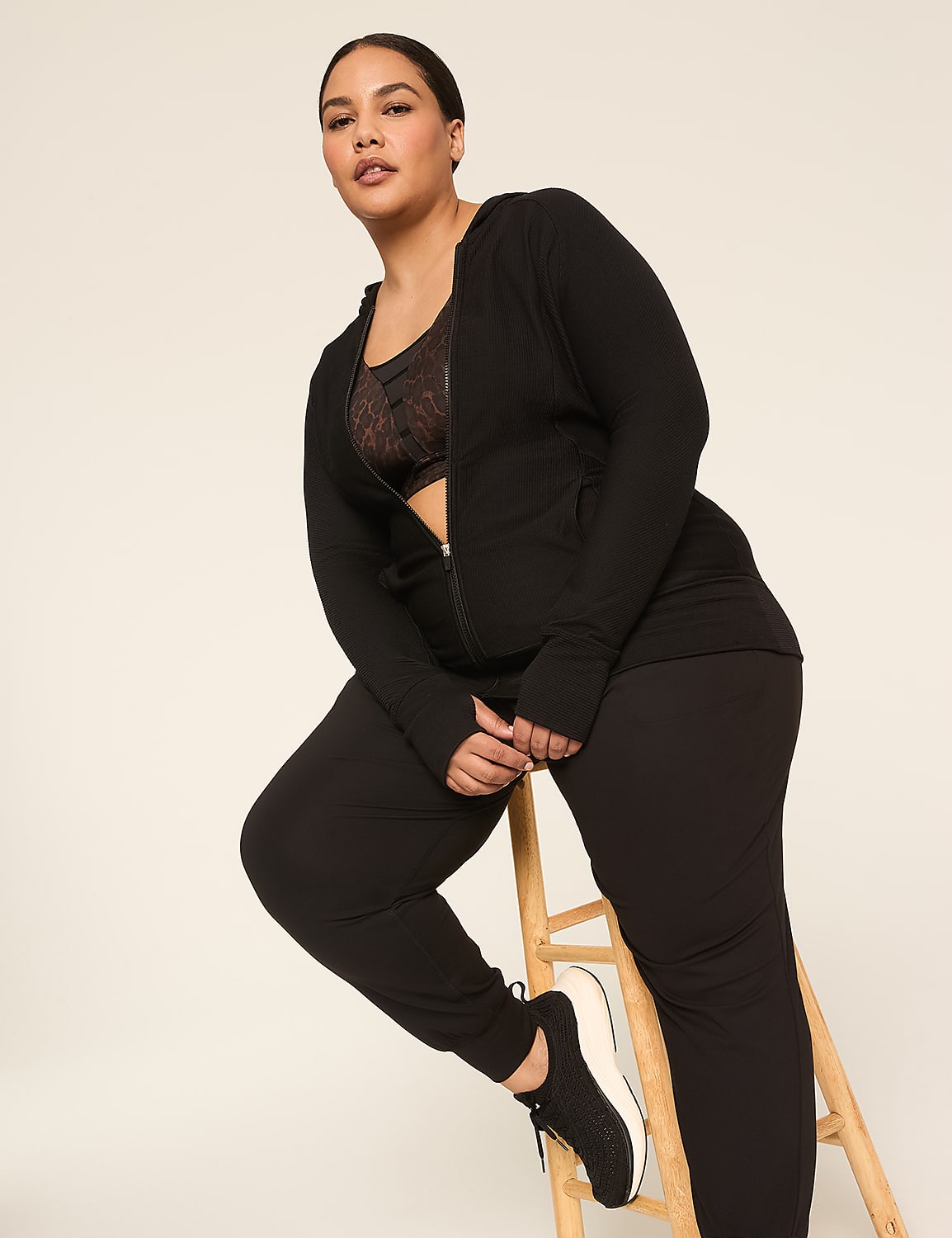 LIVI Zip-Front Ribbed Jacket Product Image 3