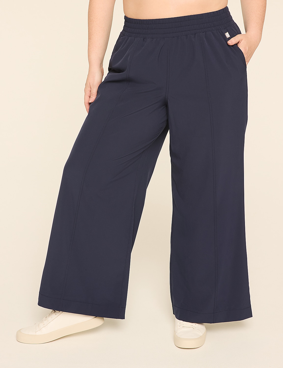 LIVI Stretch Woven Relaxed Straight Pant Product Image 1