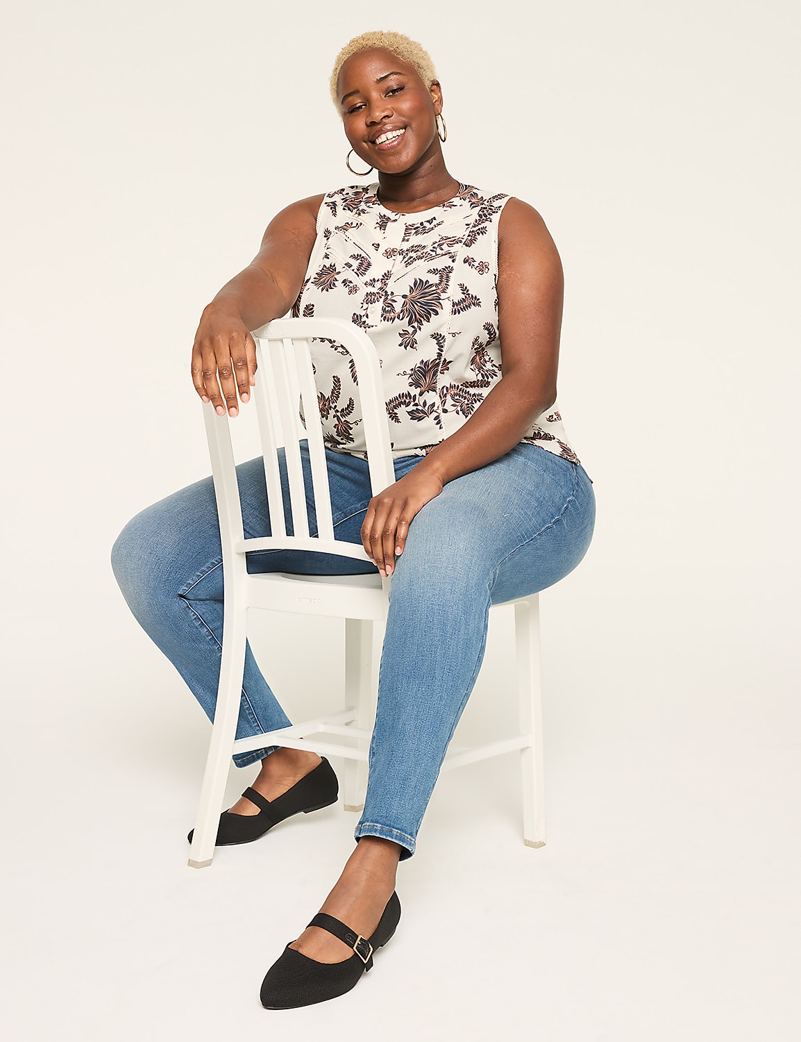 Sleeveless Pintuck Popover Blouse Product Image 3