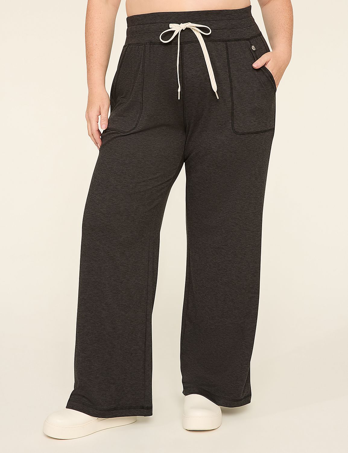 LIVI Soft Relaxed Straight Pant Product Image 1