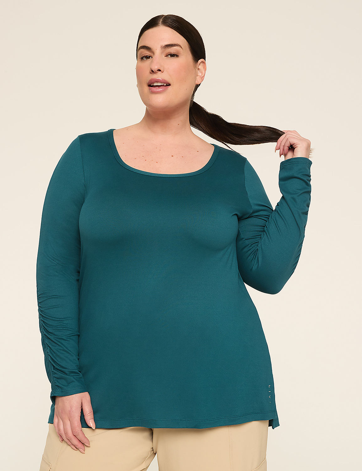 LIVI Soft Ruched-Sleeve Tunic Product Image 1