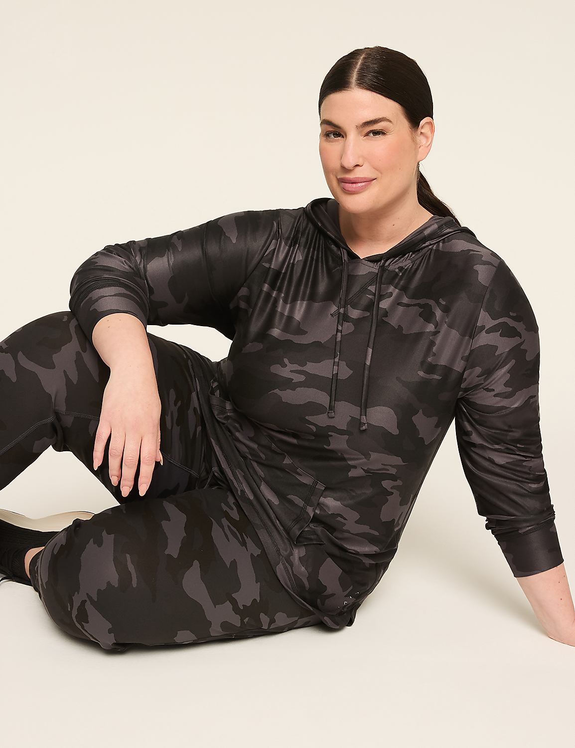 LIVI Soft Long-Sleeve Hoodie Product Image 3