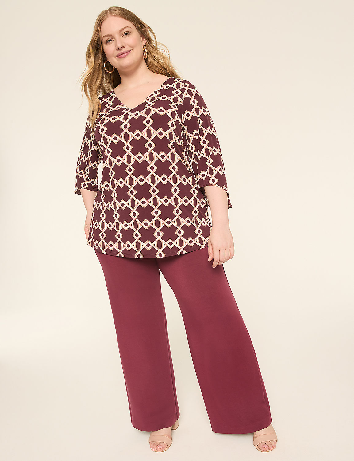 3/4-Sleeve V-Neck Tunic Top Product Image 3
