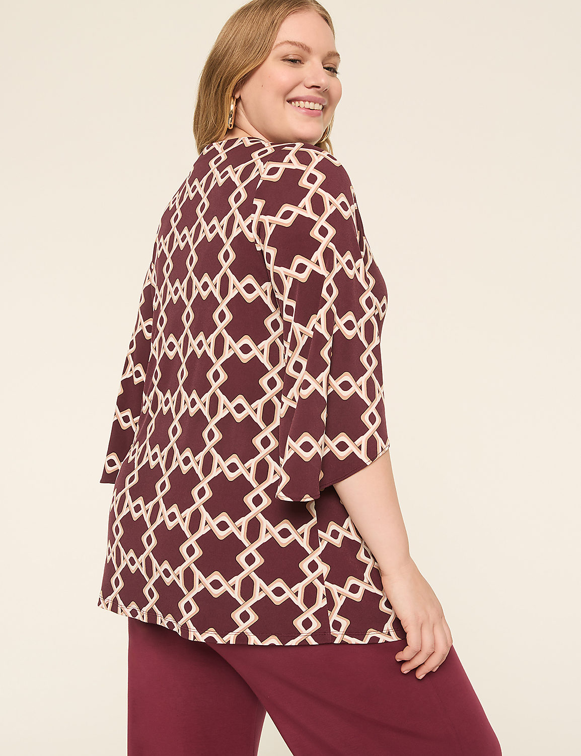3/4-Sleeve V-Neck Tunic Top Product Image 2
