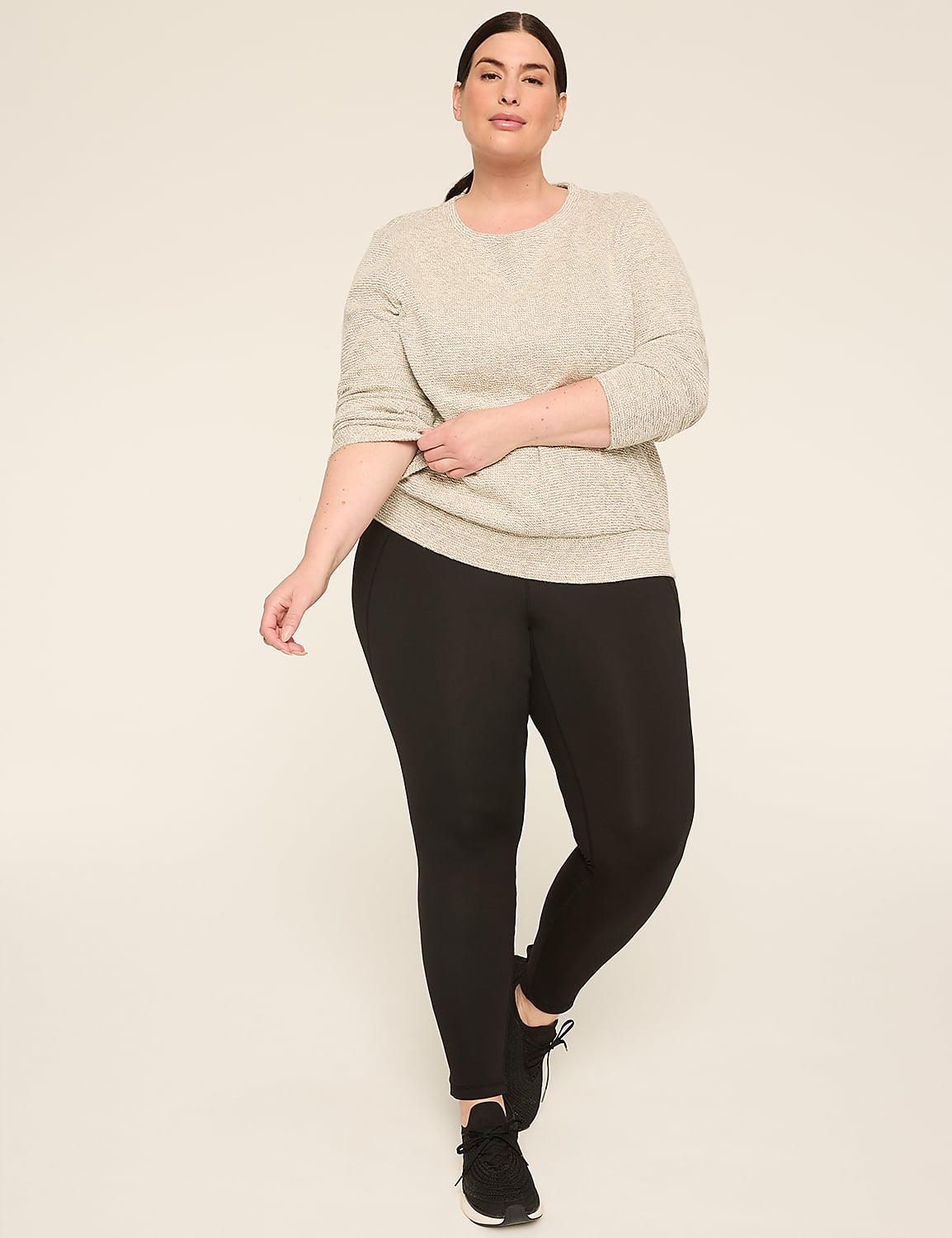 LIVI Textured Crew-Neck Sweatshirt Product Image 3