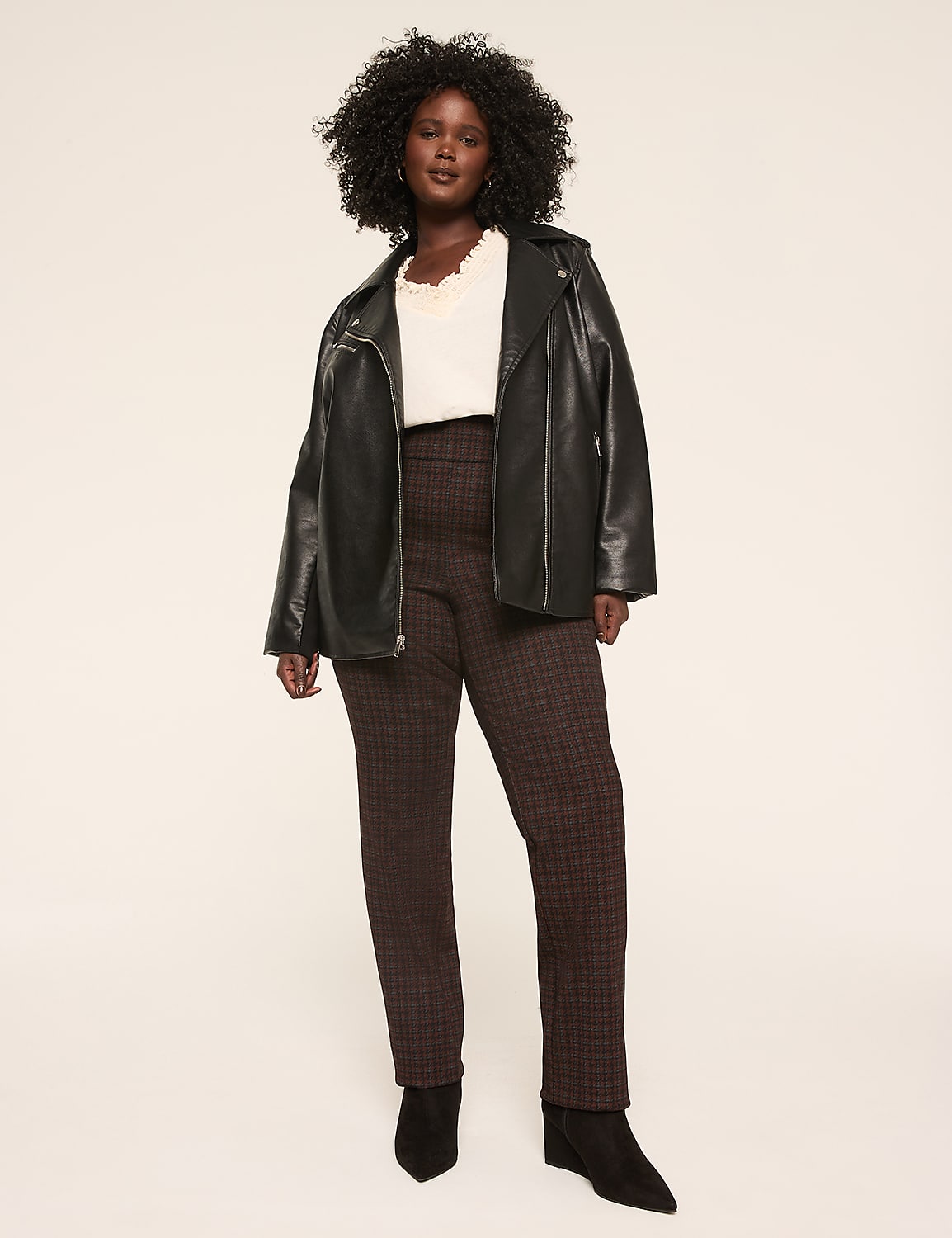 Ponte Pull-On Straight Leg Pant Product Image 3