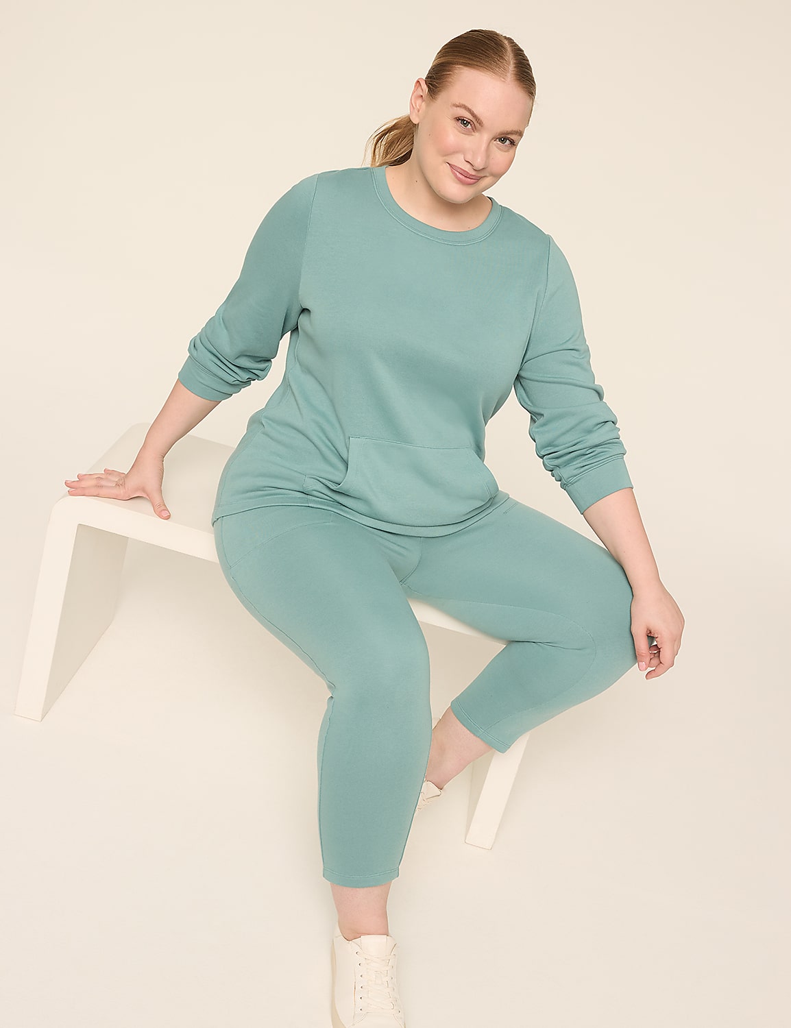 LIVI Crew-Neck French Terry Sweatshirt Product Image 3
