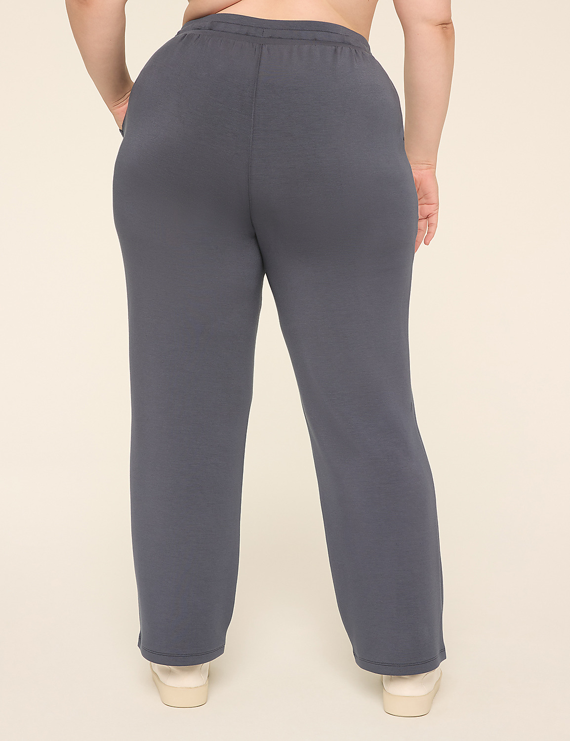 LIVI Journey Straight Leg Pant Product Image 2