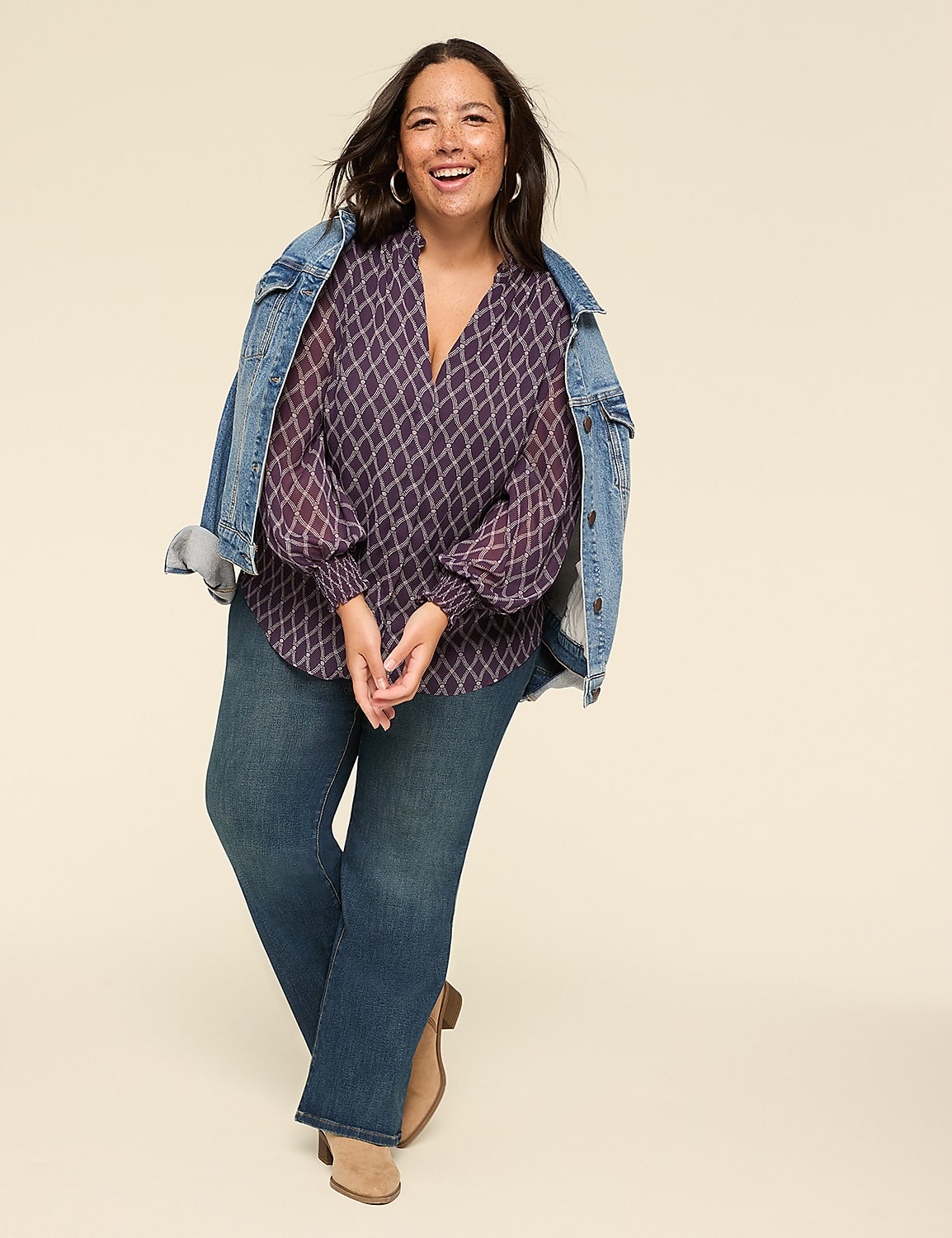 Bracelet-Sleeve Ruffle & Button-Front Blouse Product Image 3