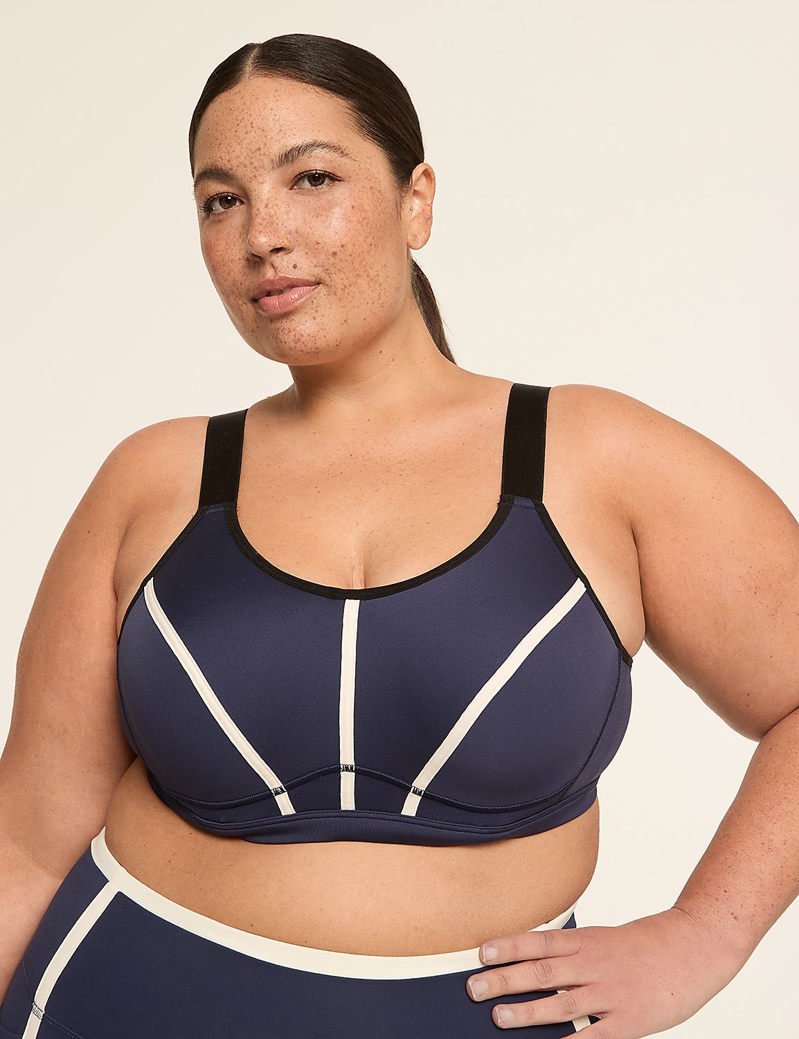 LIVI High-Impact Wicking Underwire Sports Bra Product Image 1