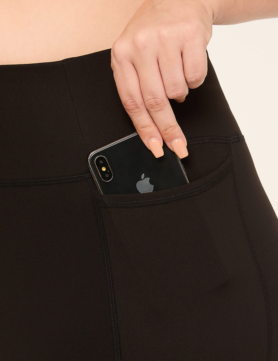LIVI Soft High-Rise Mesh-Detail 7/8 Legging Product Image 4