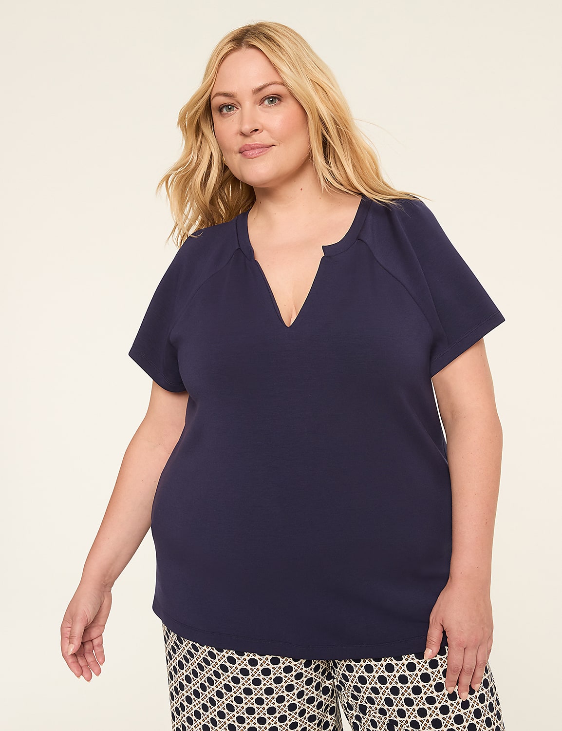 Short-Sleeve Notch-Neck Journey Tee Product Image 1