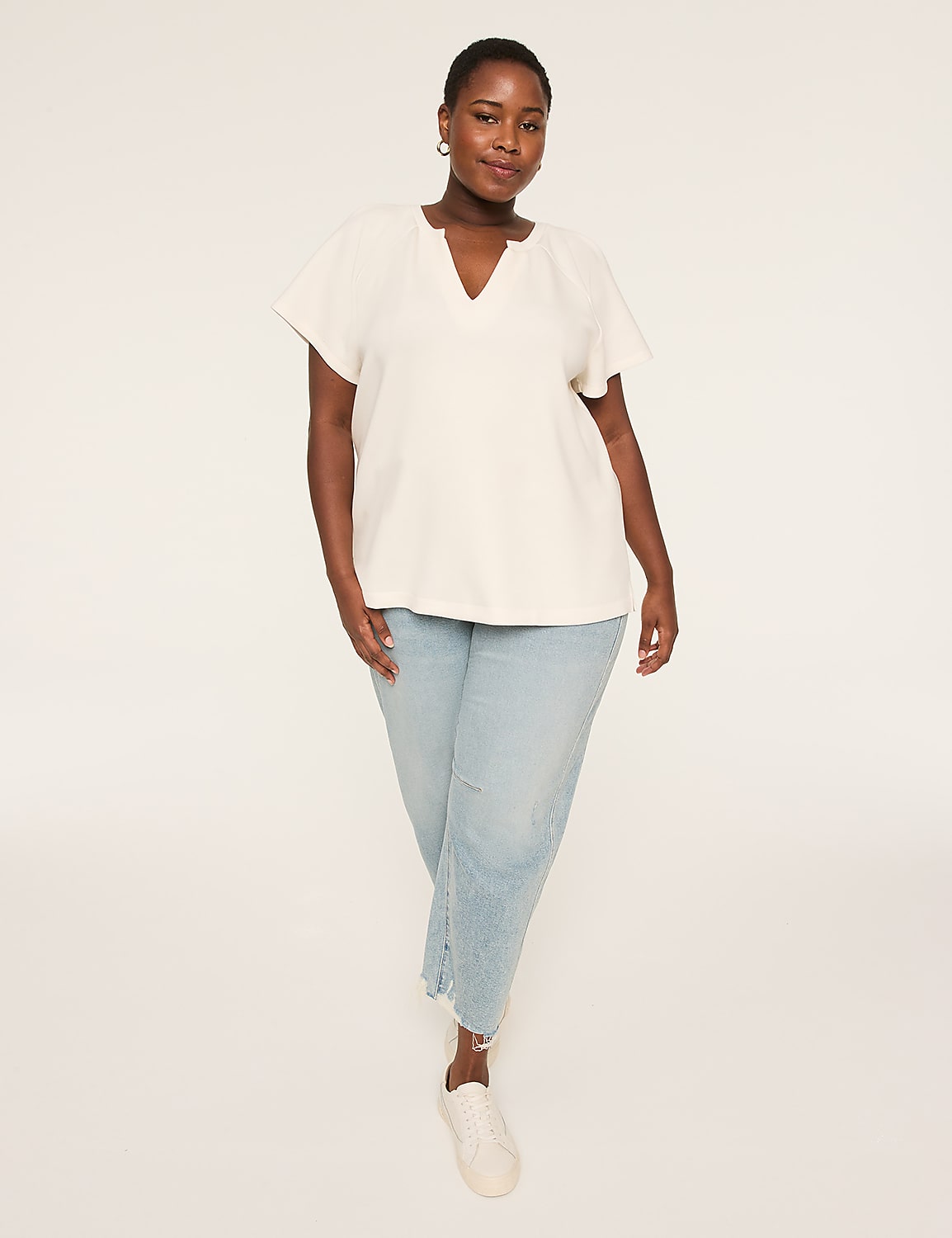 Short-Sleeve Notch-Neck Journey Tee Product Image 3