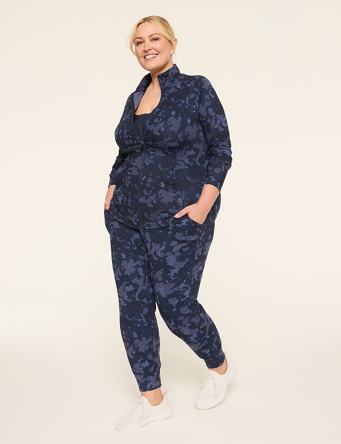 LIVI Soft Jogger Product Image 3
