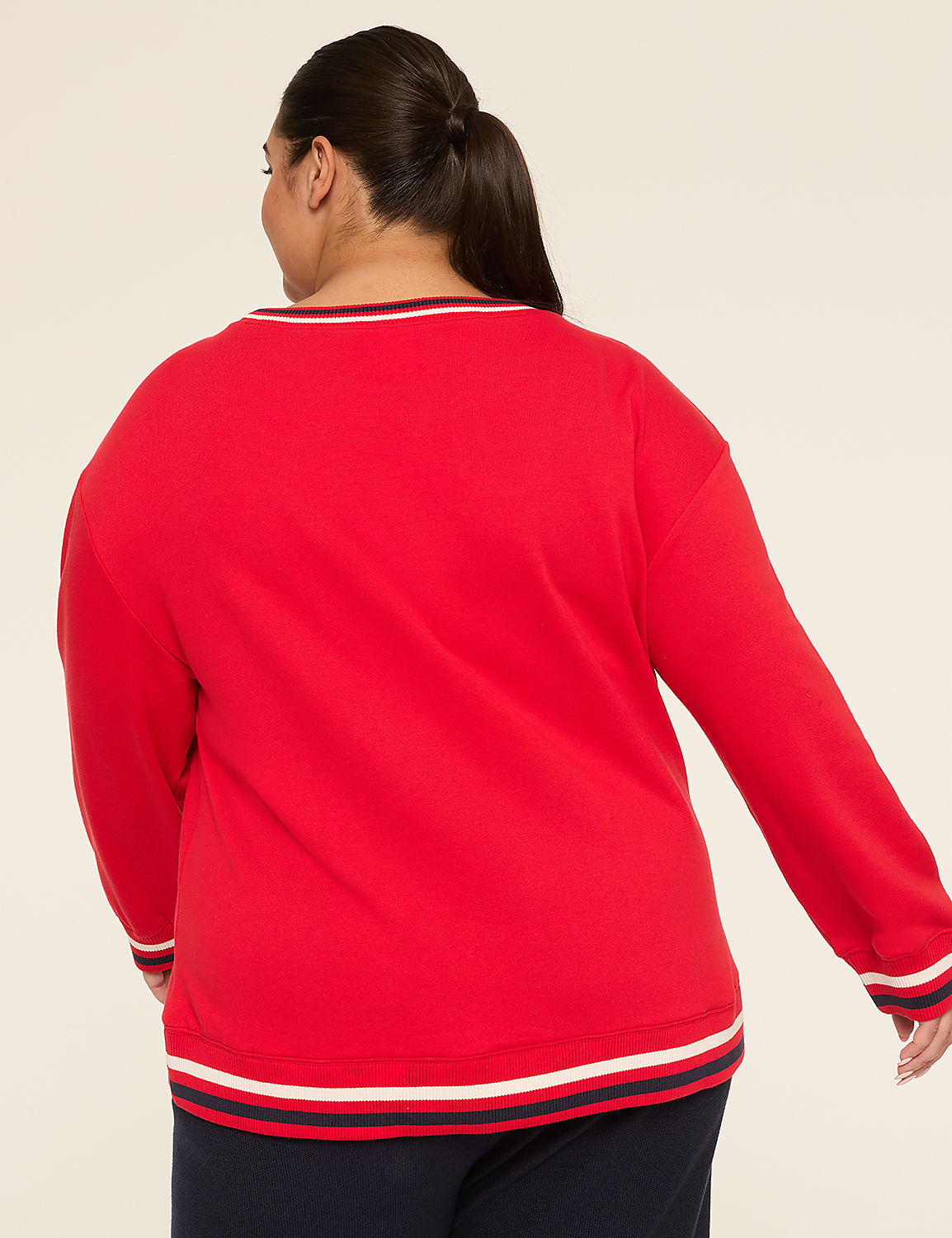LIVI Long-Sleeve Crew-Neck Sweatshirt Product Image 2