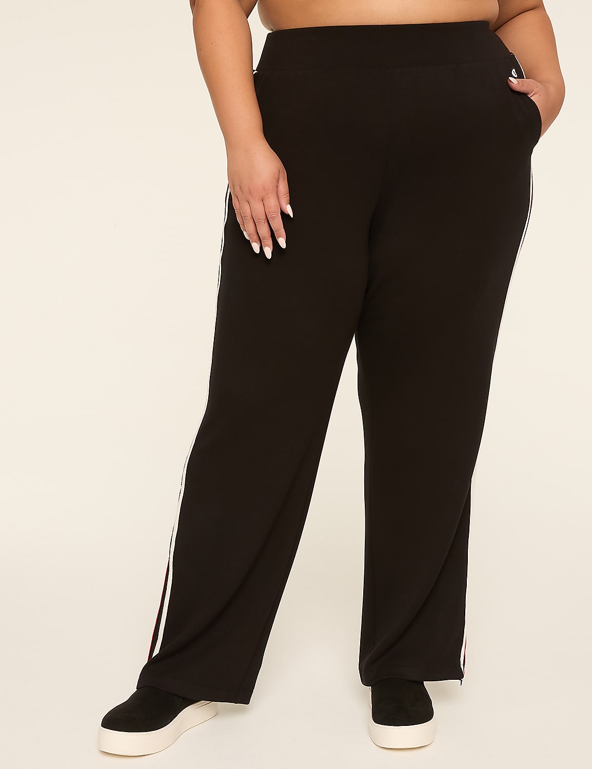 LIVI Mid Rise Journey Relaxed Straight Pant Product Image 1