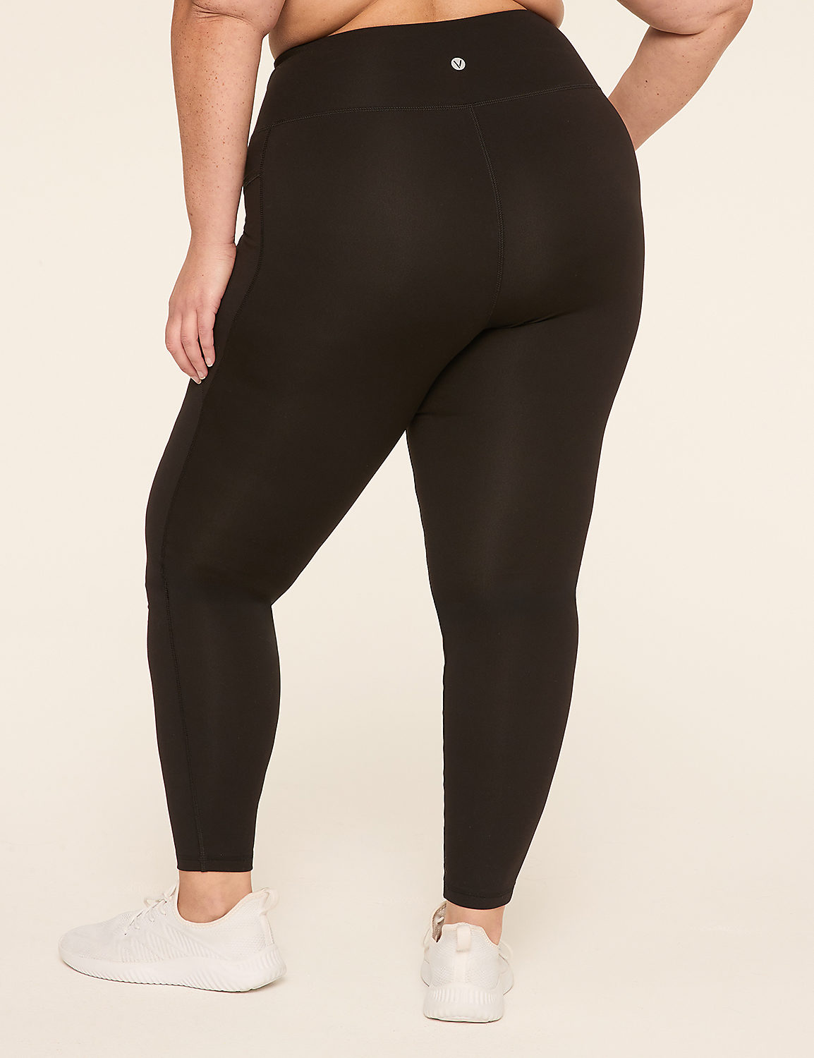LIVI Ultra High Rise Livi Soft Crossover Waist 7/8 Legging Product Image 2