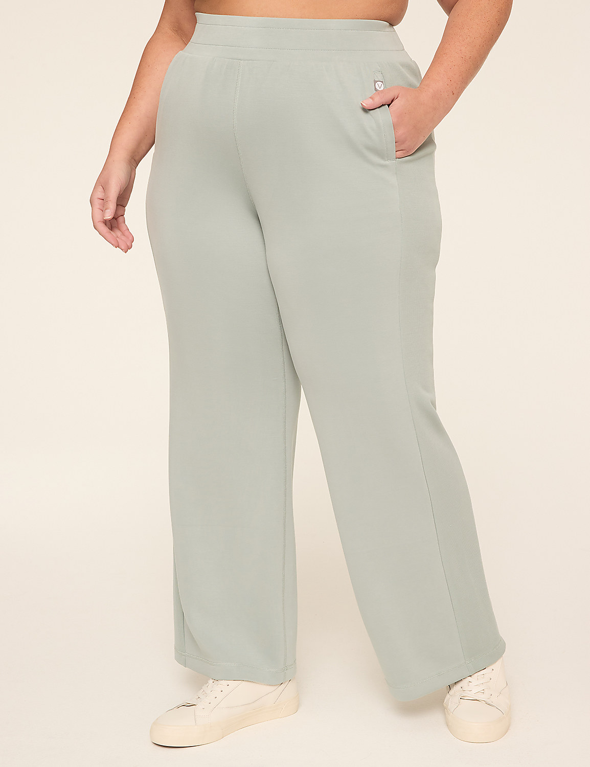 LIVI Mid Rise Journey Full Length Straight Pant Product Image 1