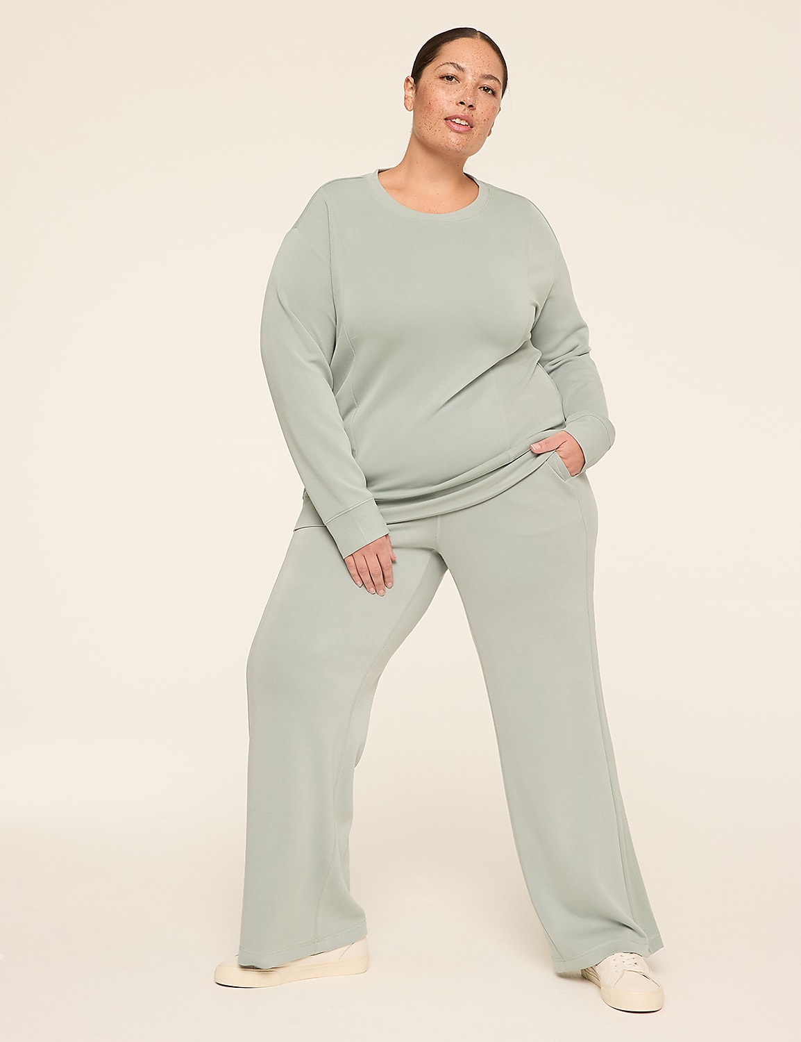 LIVI Mid Rise Journey Full Length Straight Pant Product Image 3